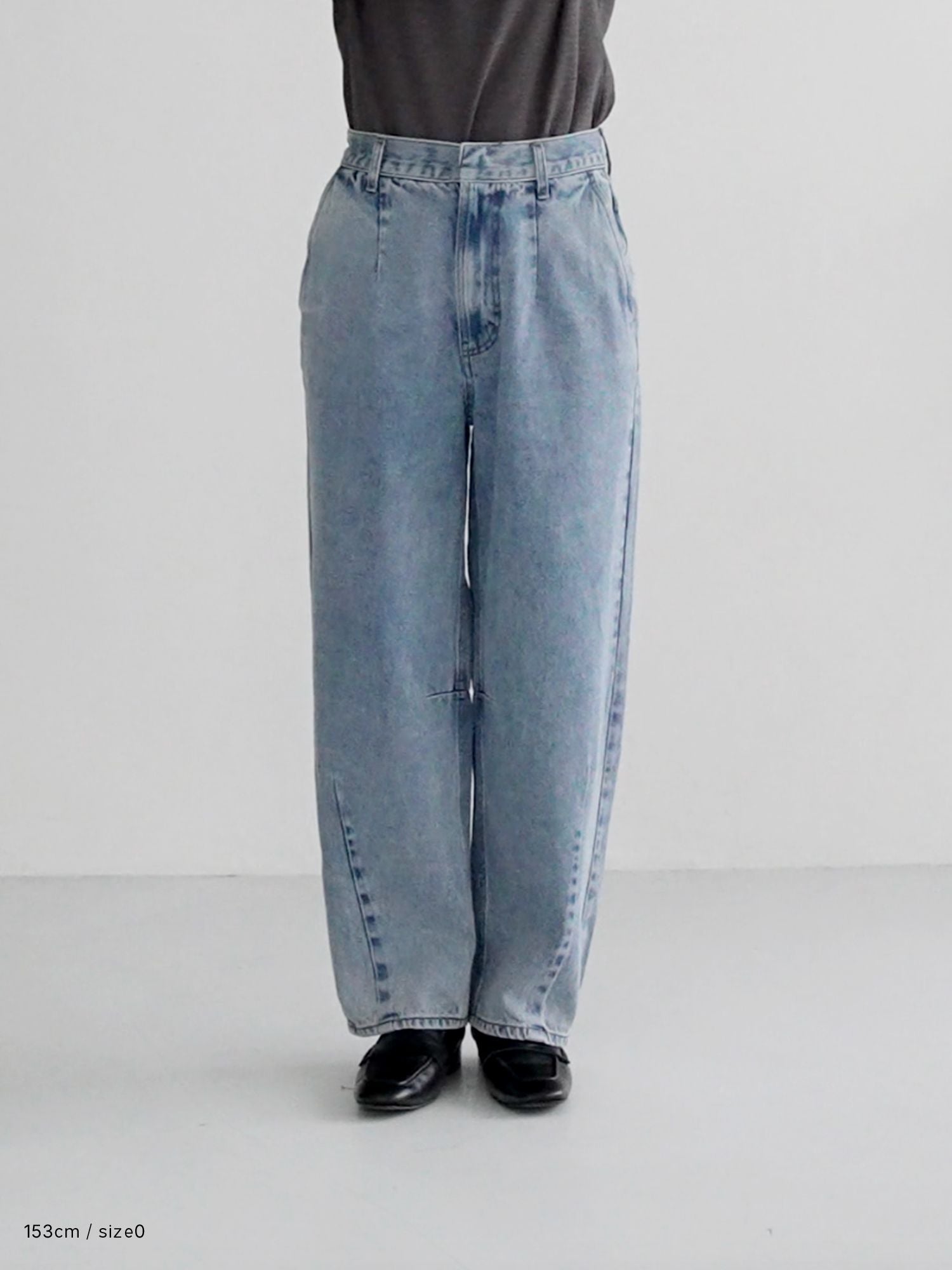 ソフトカーヴィデニムスラックス