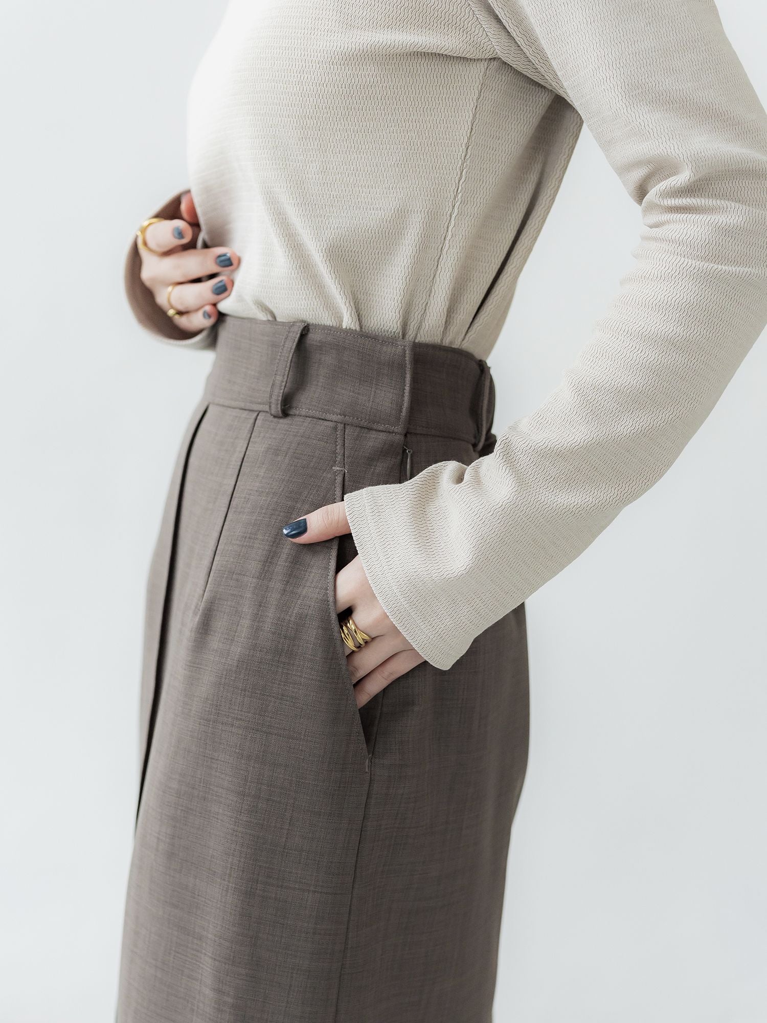 バックタックナロースカート