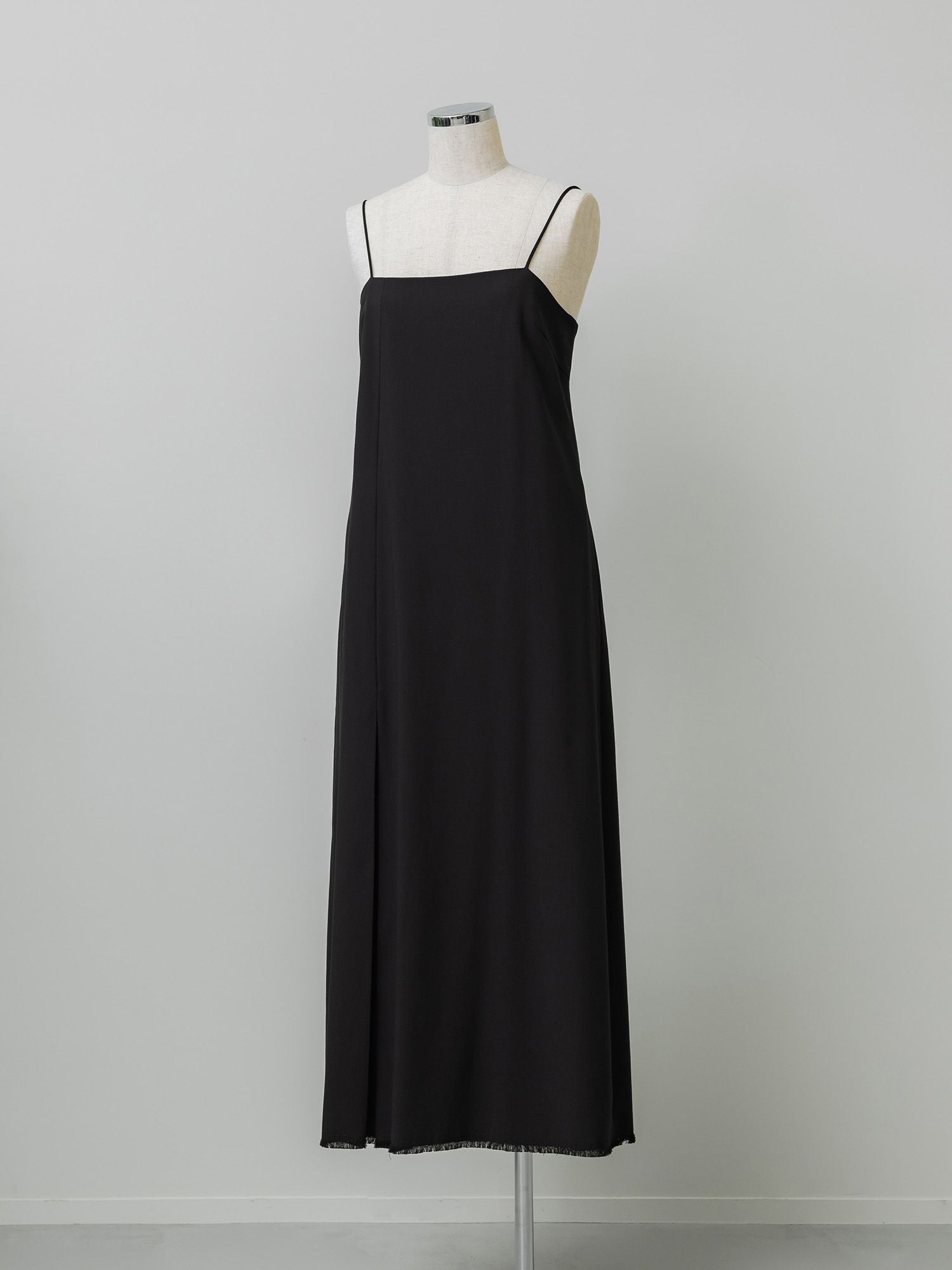 ボックスタックキャミワンピース