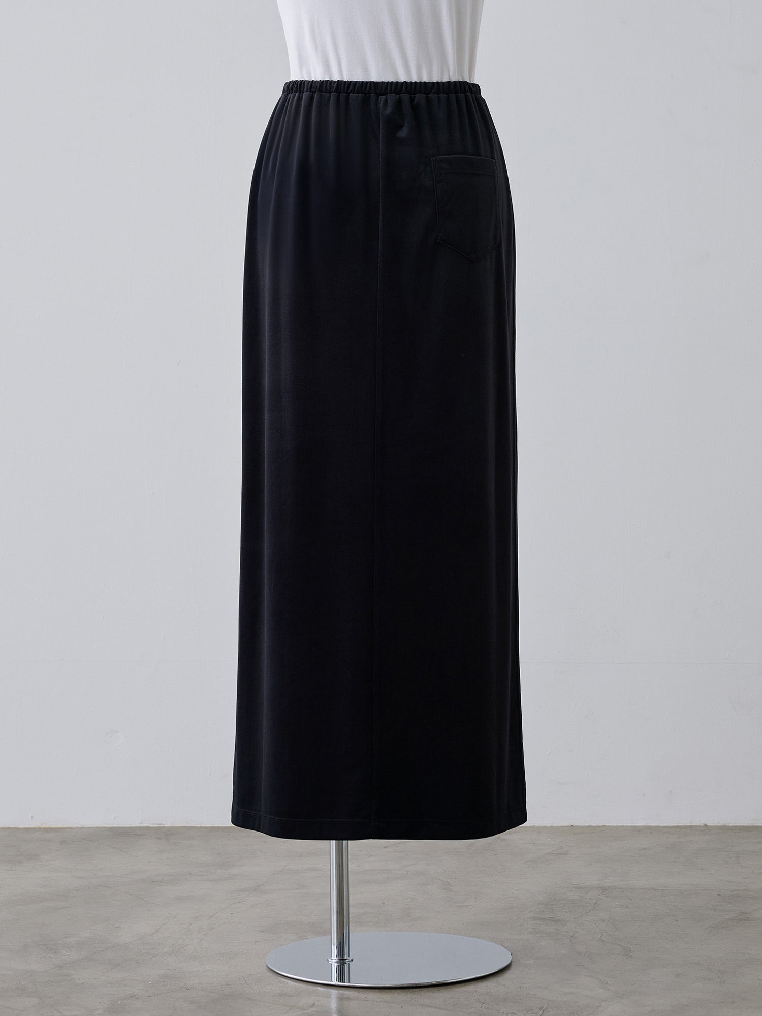 ストレッチベロアストレートスカート