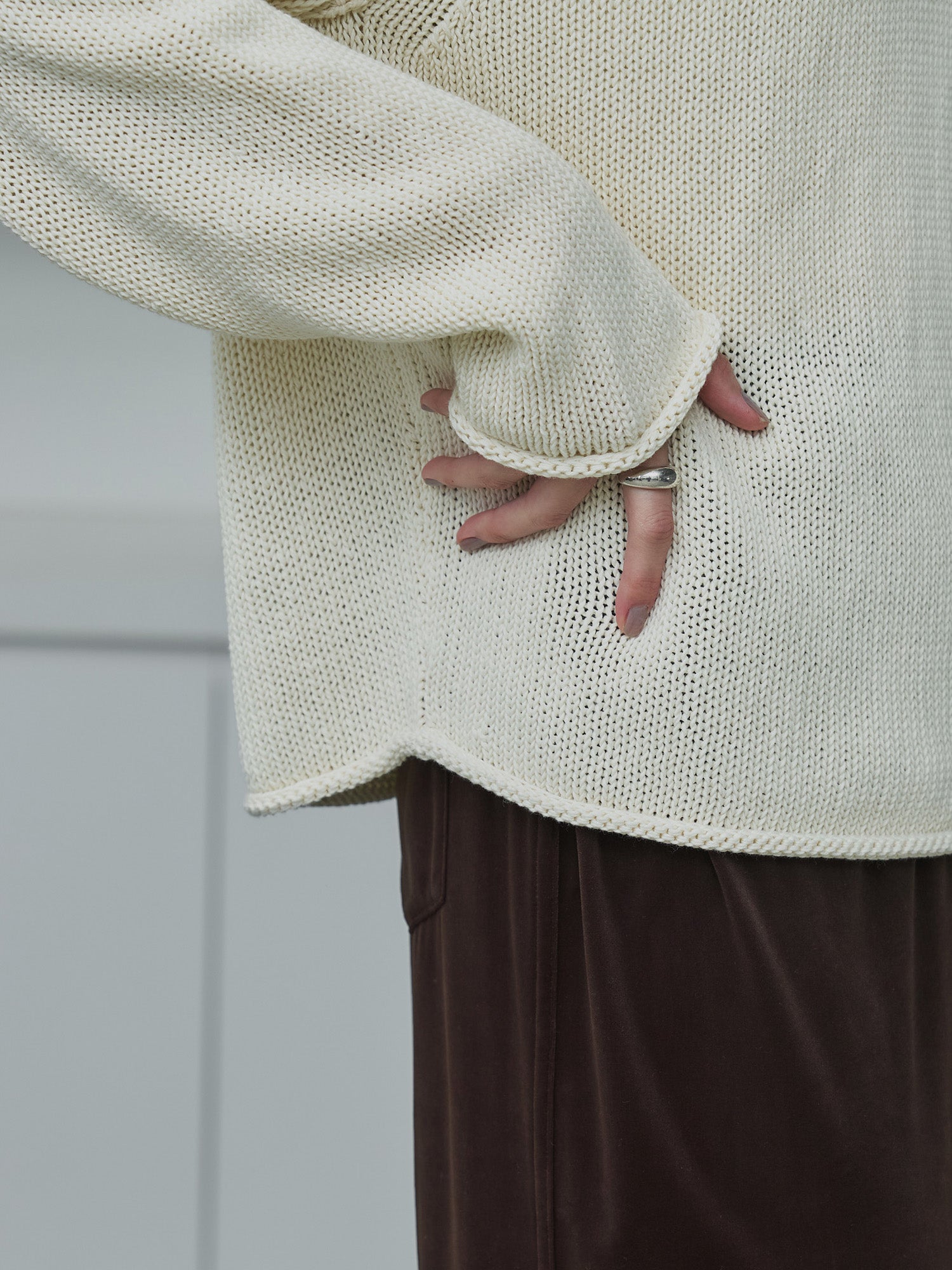 H168 B77 W60 H86 / 着用サイズ : size3