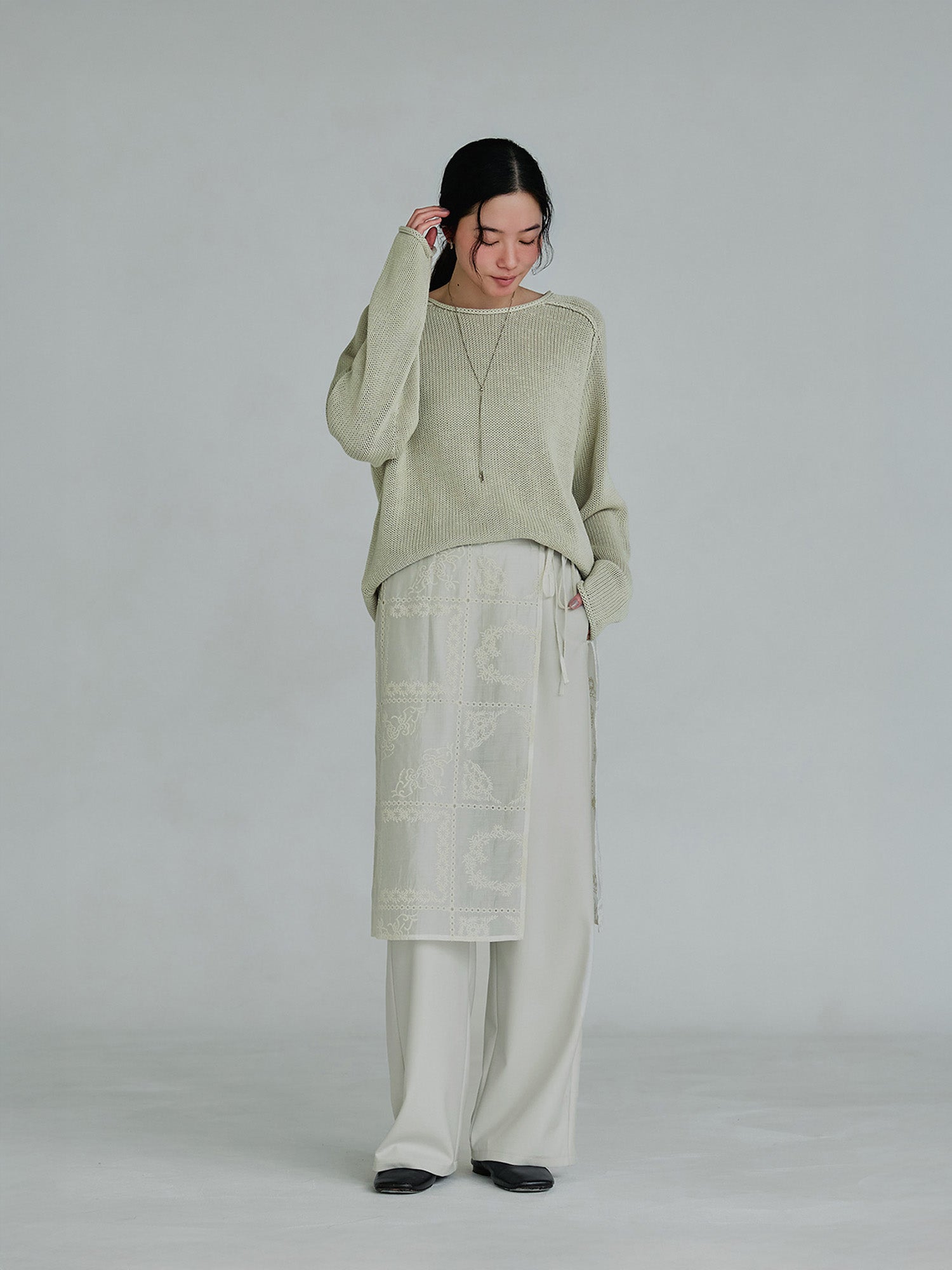 H168 B77 W60 H86 / 着用サイズ : size3