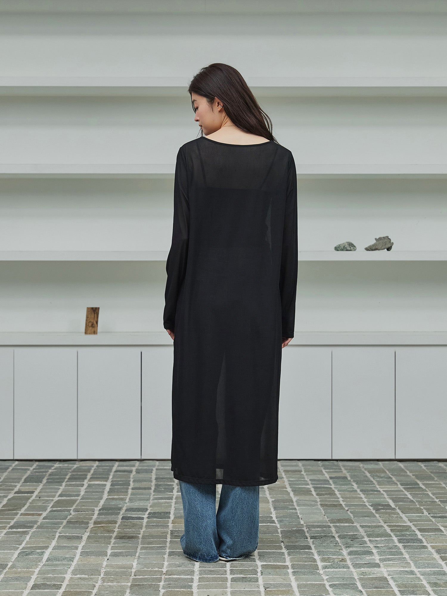 H171 B83 W60 H88 / 着用サイズ : size long