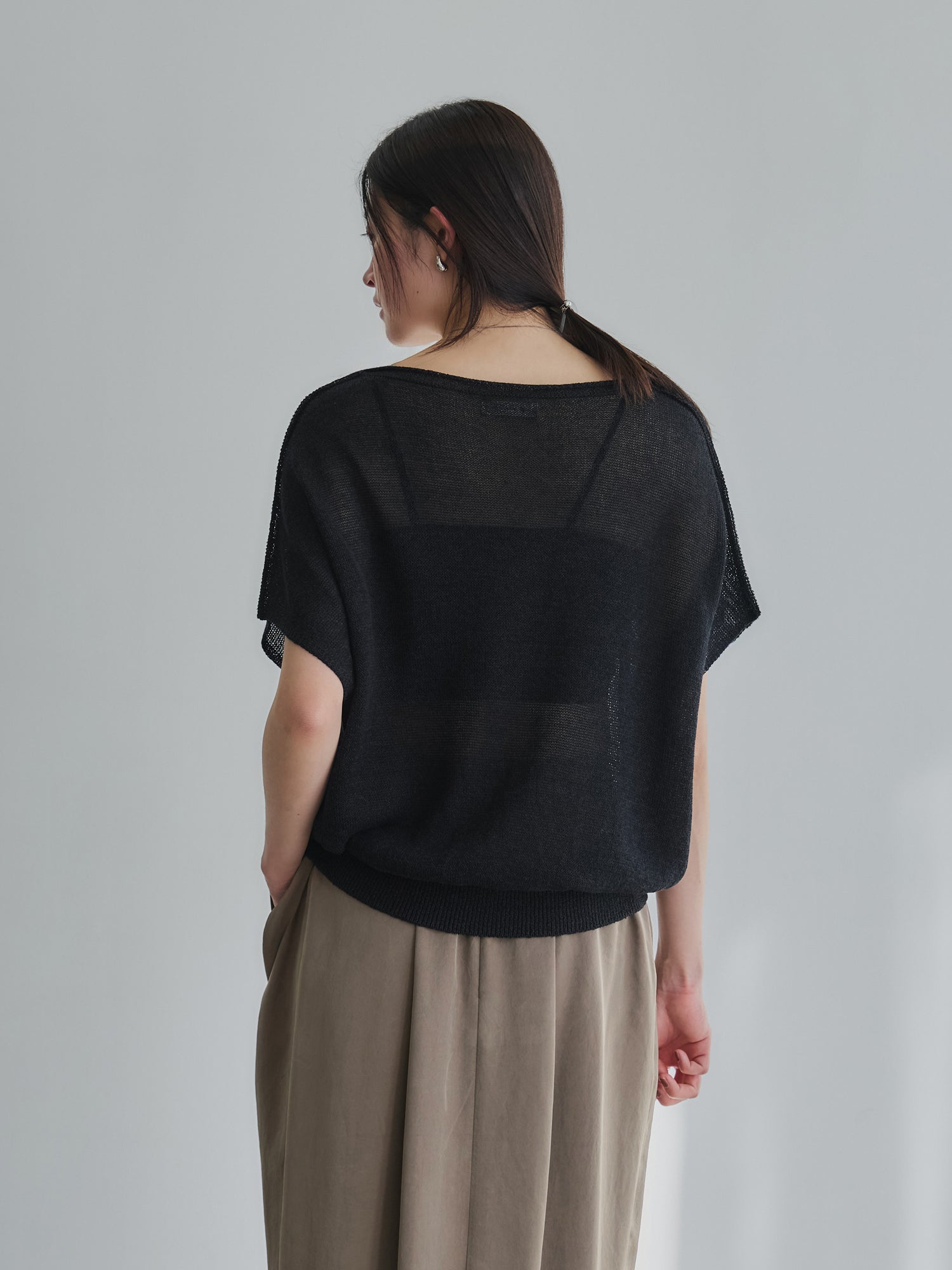 H171 B83 W60 H88 / 着用サイズ : size3