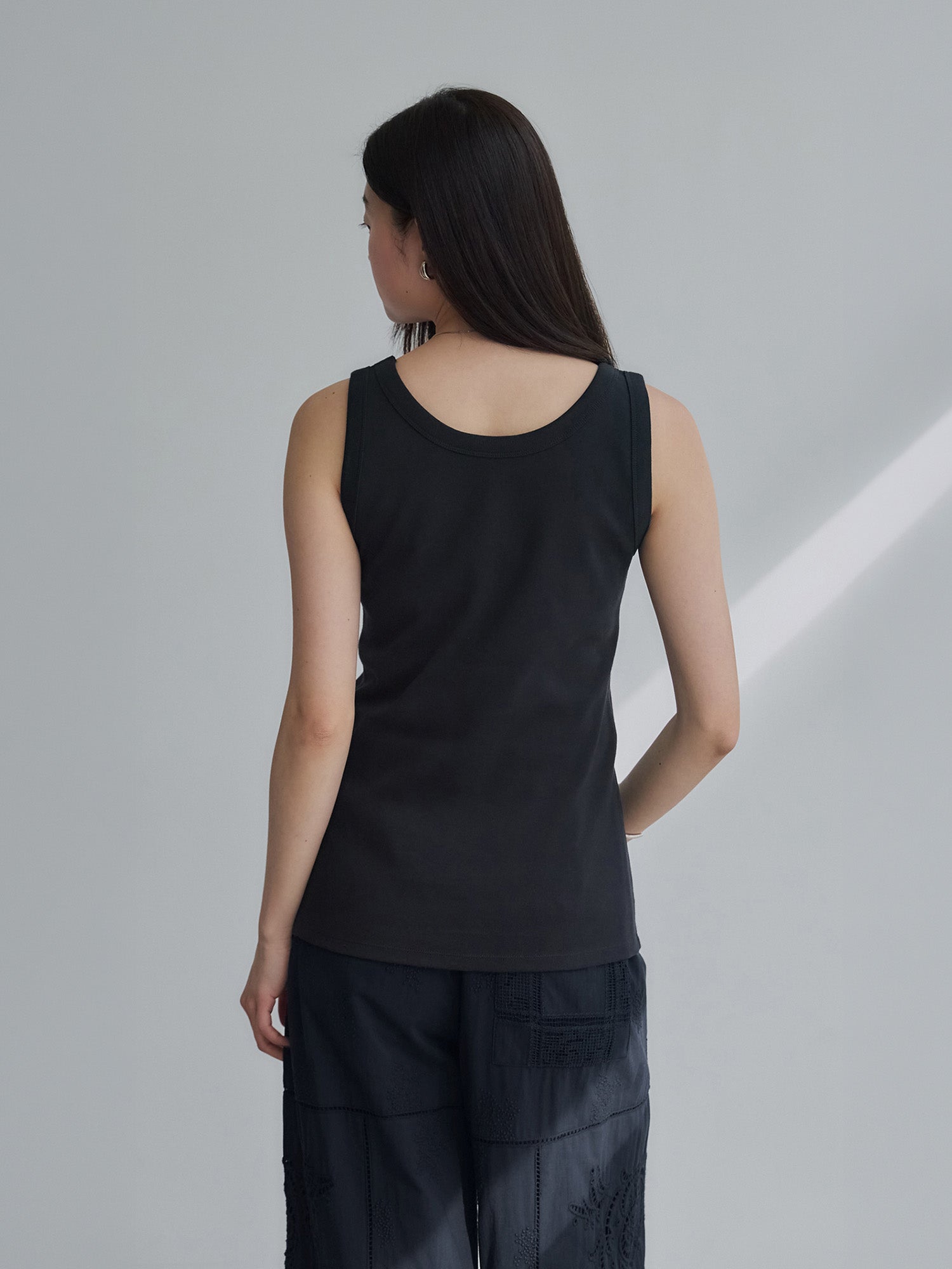 H171 B83 W60 H88 / 着用サイズ : size3