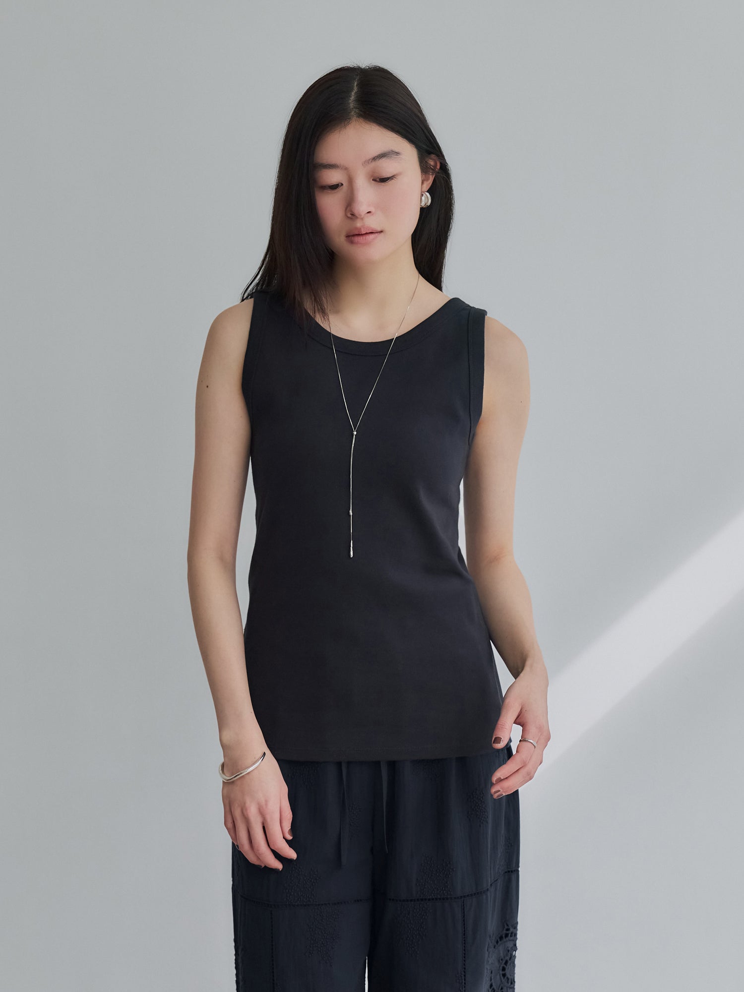 H171 B83 W60 H88 / 着用サイズ : size3