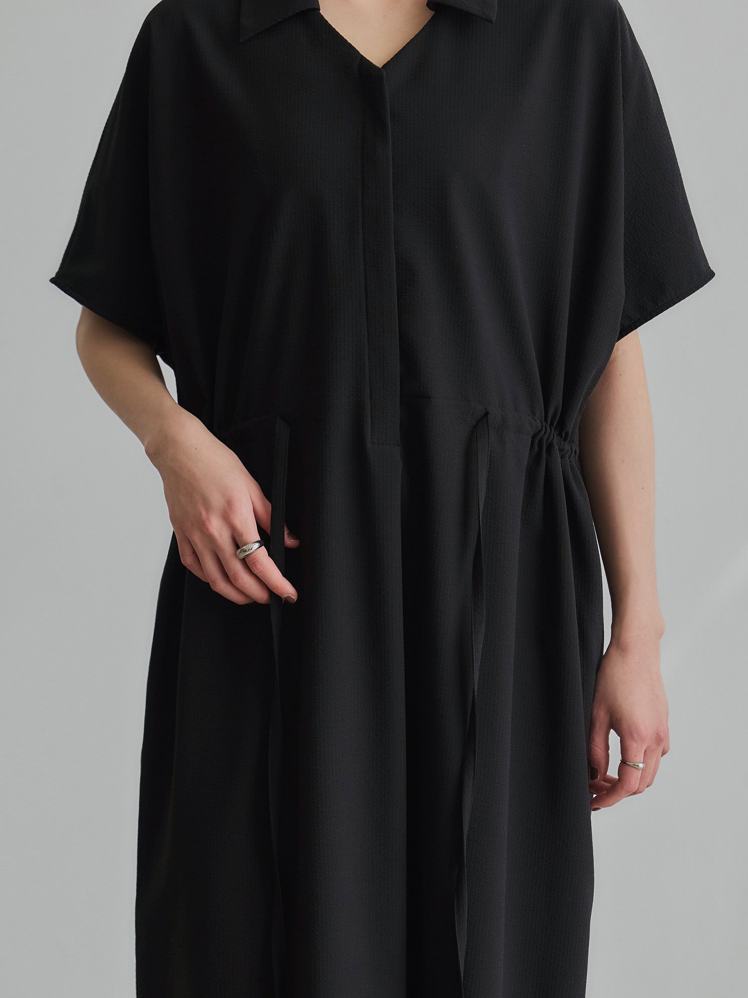 H171 B83 W60 H88 / 着用サイズ : size3