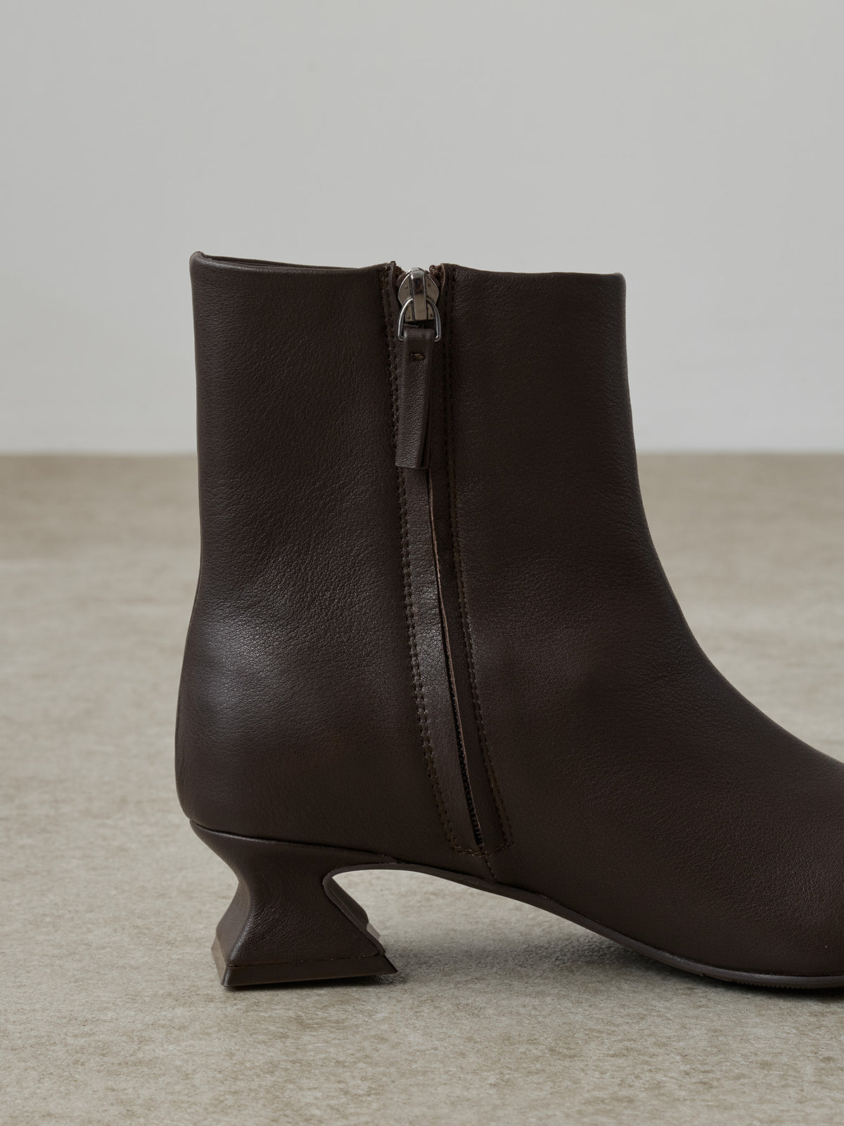 カラー:dark brown