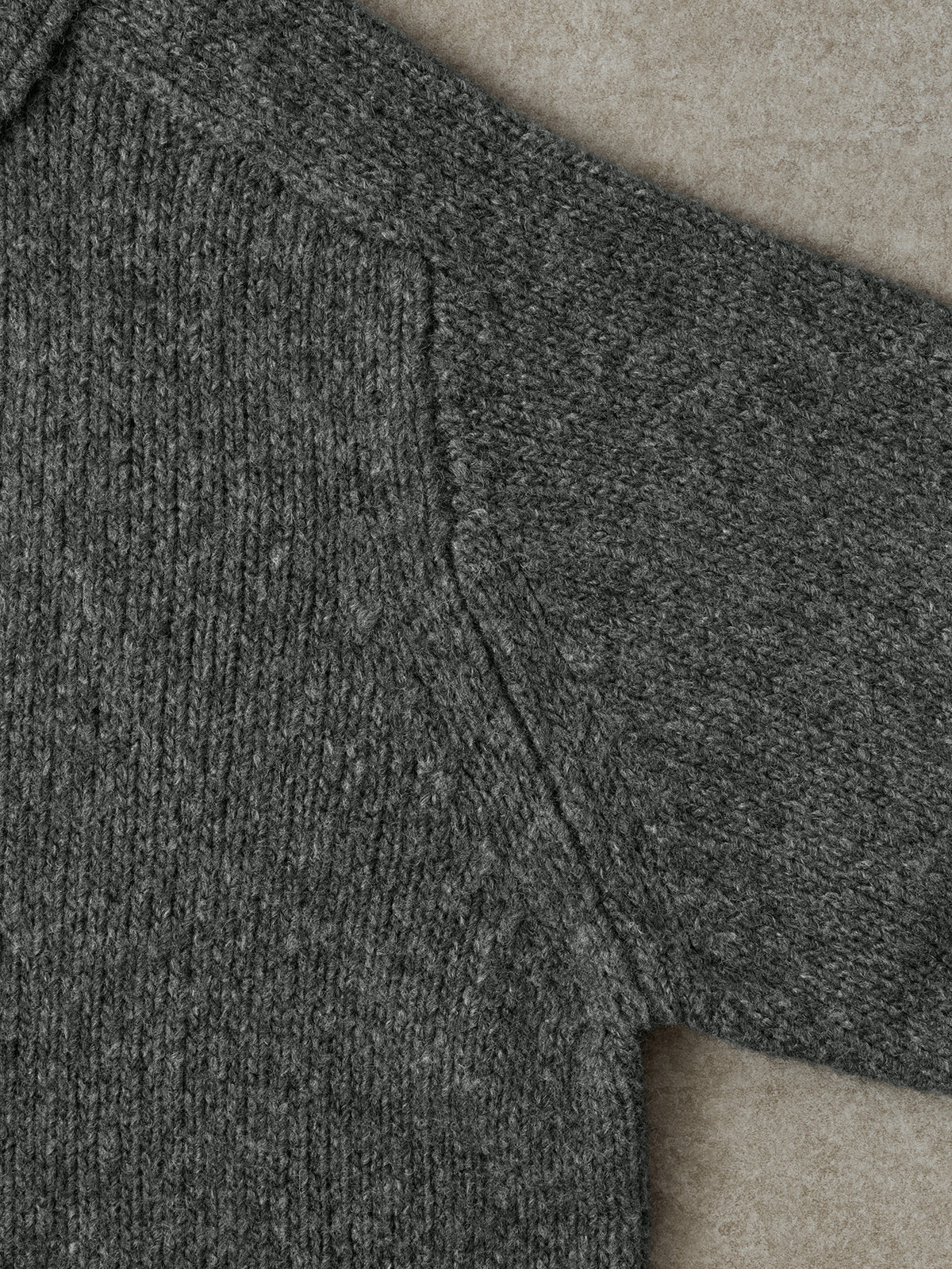 カラー:gray