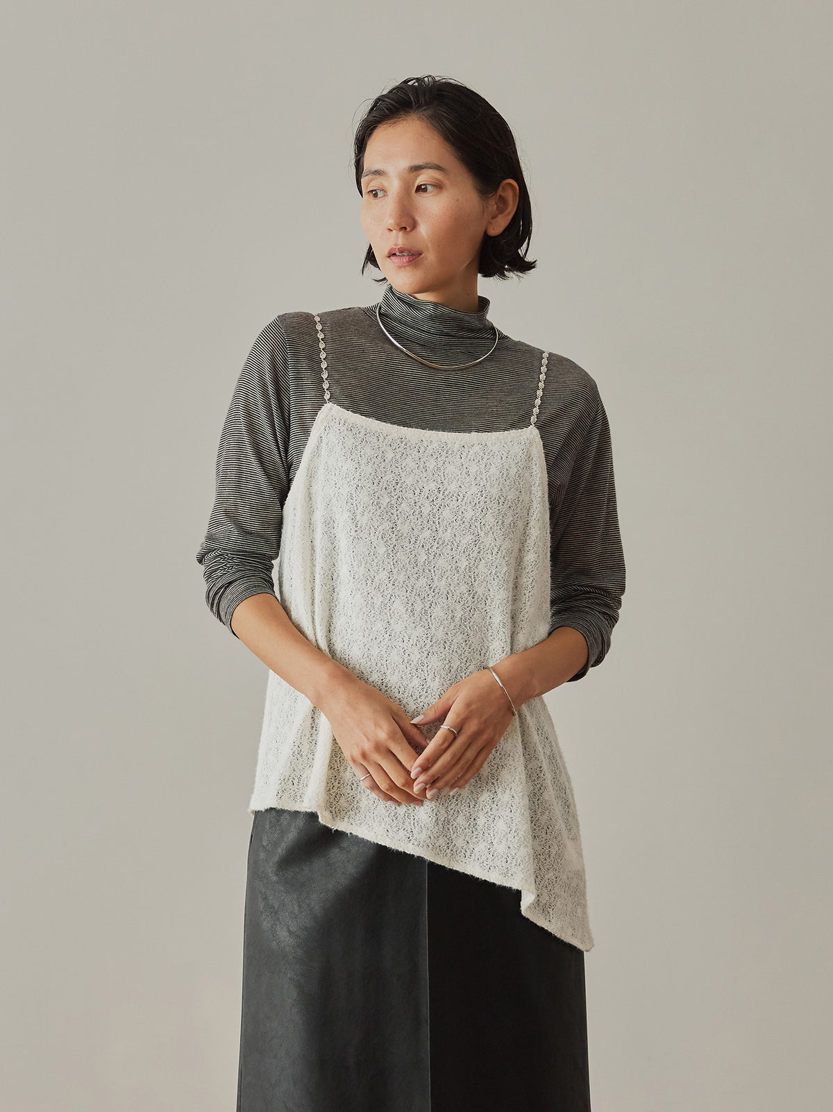 H163 B80 W62 H83<br>着用サイズ : free / カラー:off white