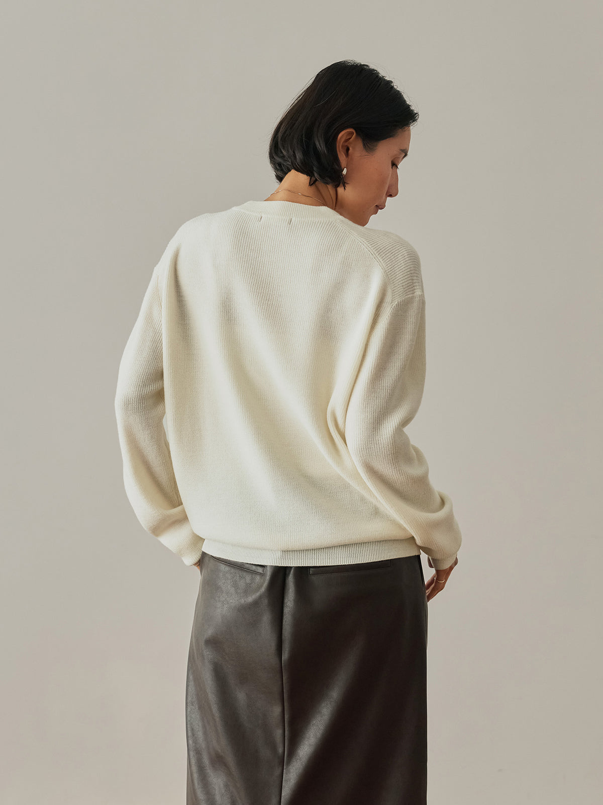 H163 B80 W62 H83<br>着用サイズ : size2 / カラー:ivory