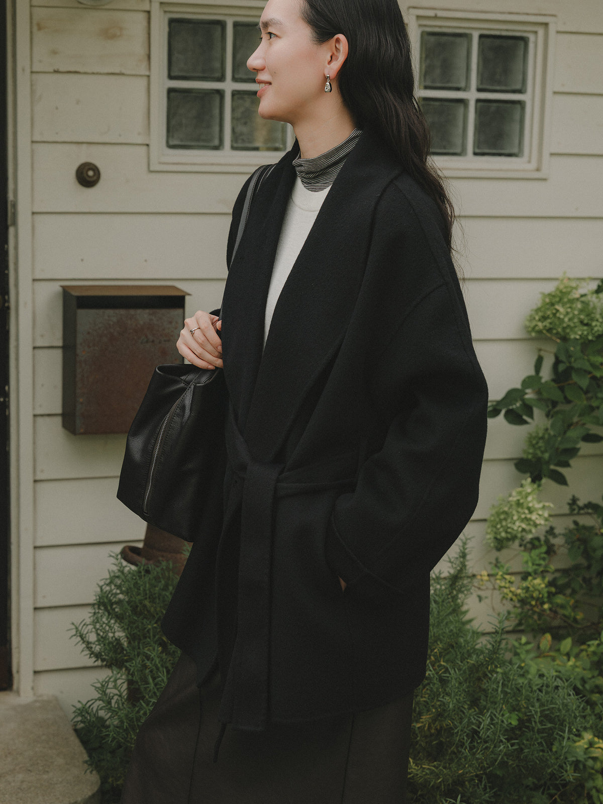 H171 B80 W60 H85<br>着用サイズ : size3 / カラー:black
