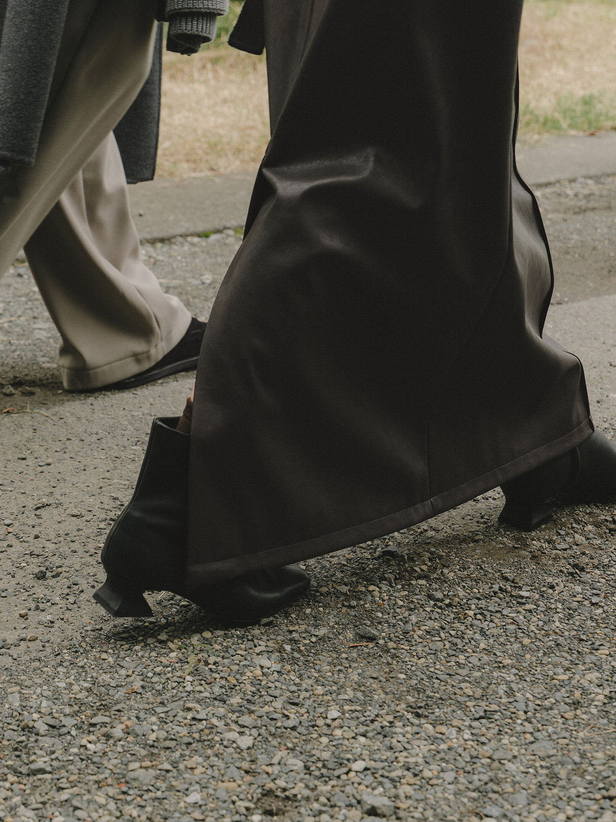 H171 B80 W60 H85 S24.5<br>着用サイズ : size3 / カラー:black