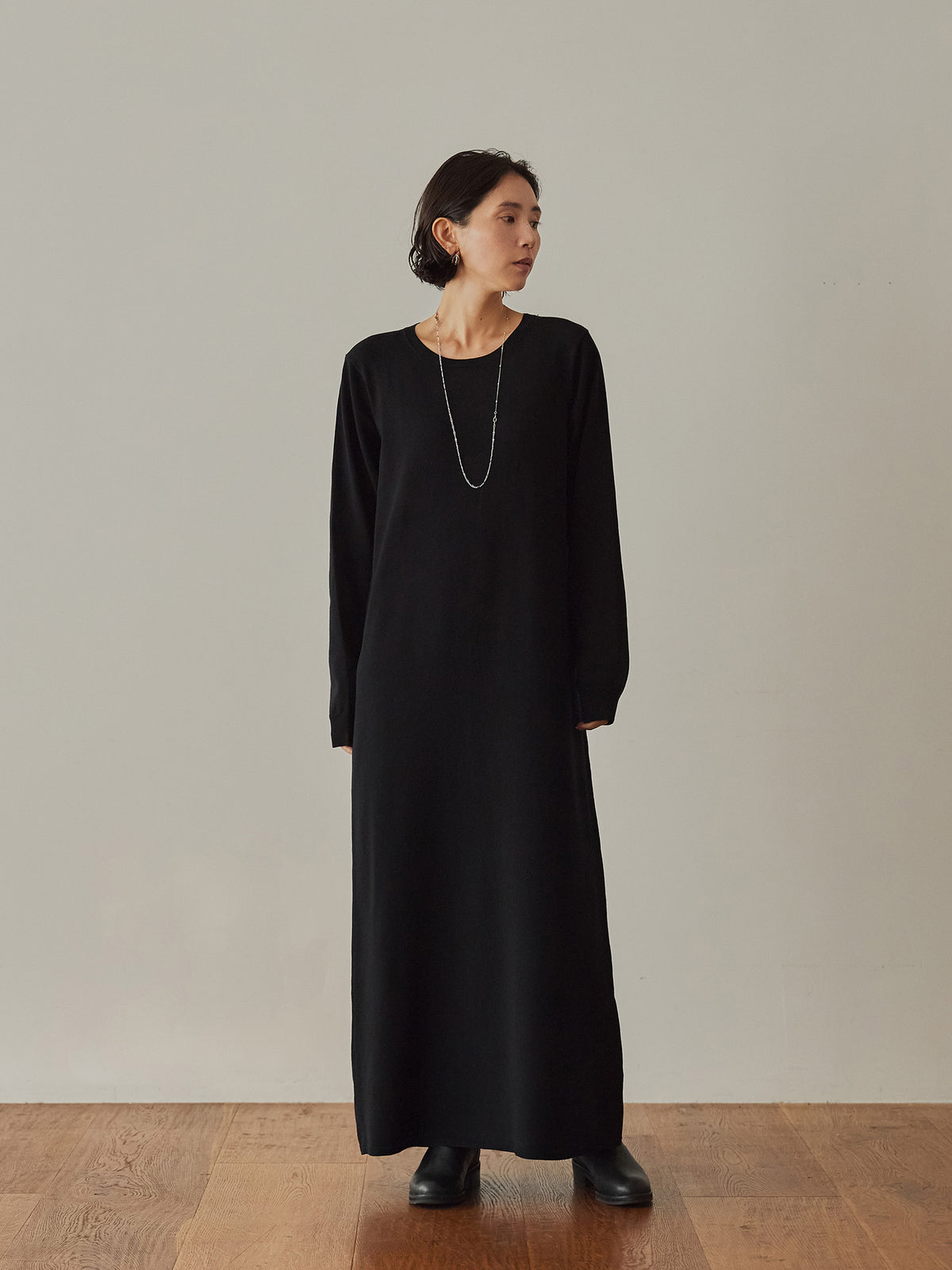 H163 B80 W62 H83<br>着用サイズ : size2 / カラー:black