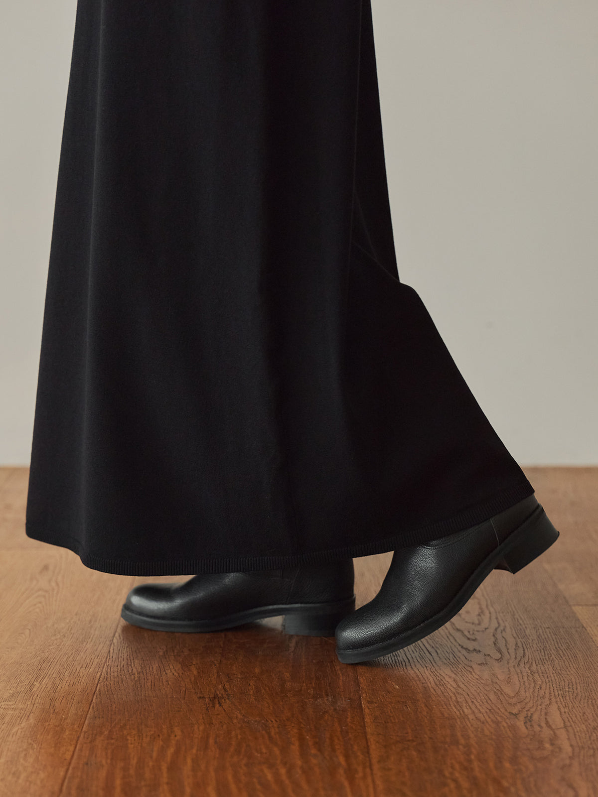 H163 B80 W62 H83<br>着用サイズ : size2 / カラー:black