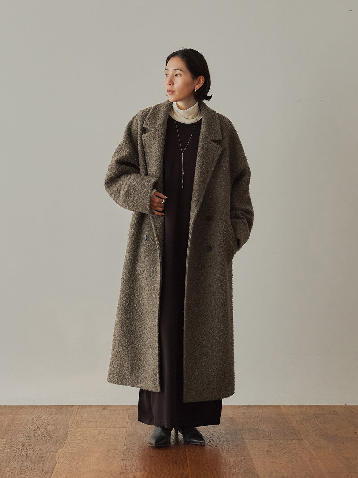 H163 B80 W62 H83<br>着用サイズ : size2 / カラー:cappuccino