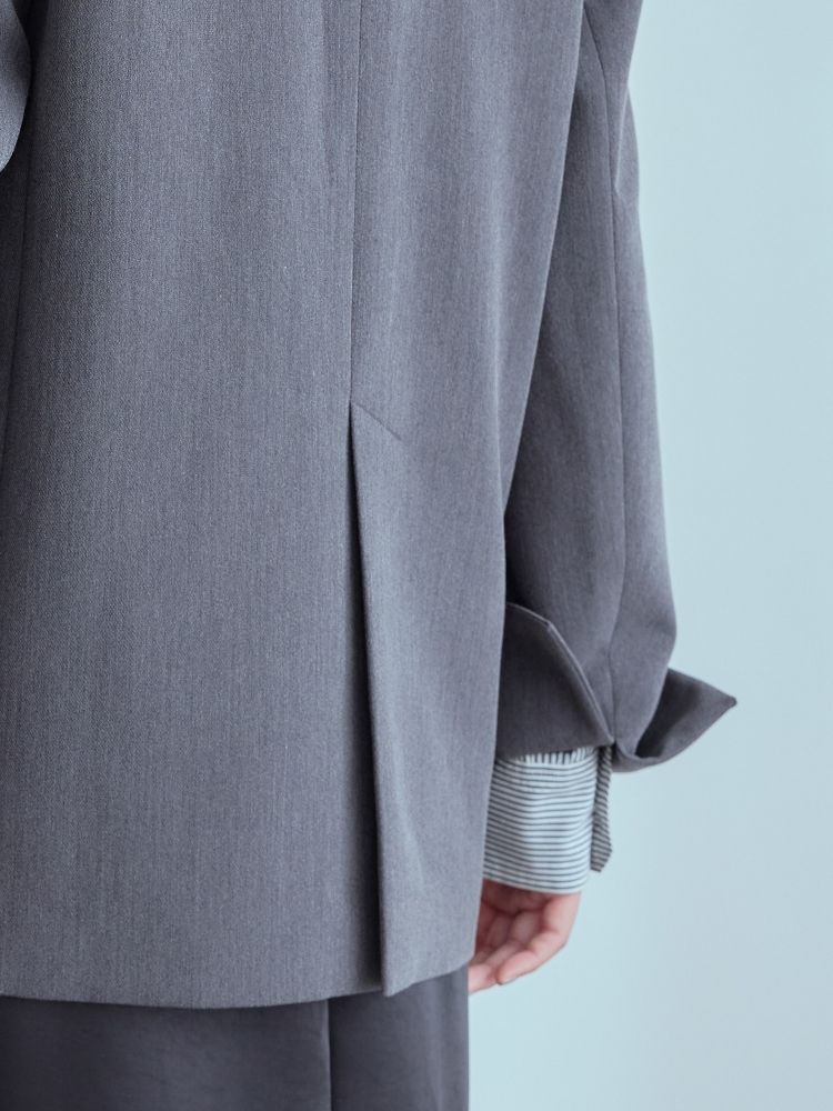 H173 B81 W60 H88 /着用サイズ:サイズ2