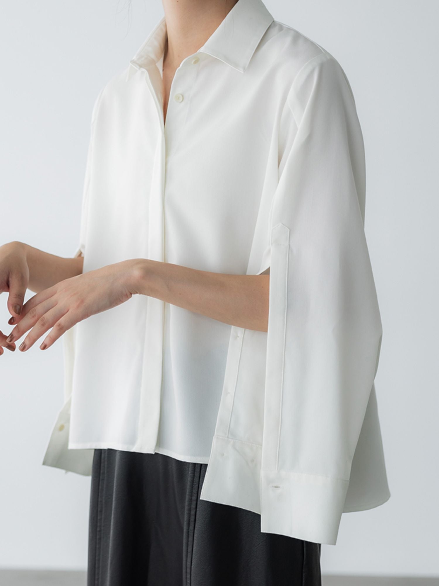 H173 B81 W60 H88 /着用サイズ:サイズ2