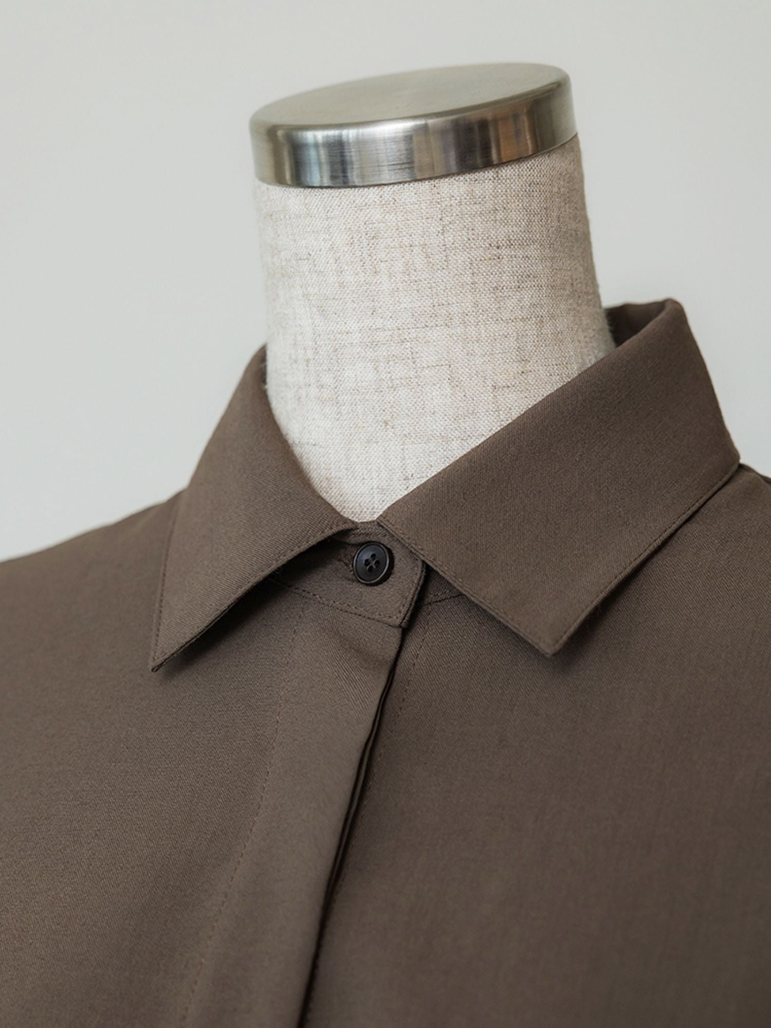 ボタンスリーブギャザーシャツ