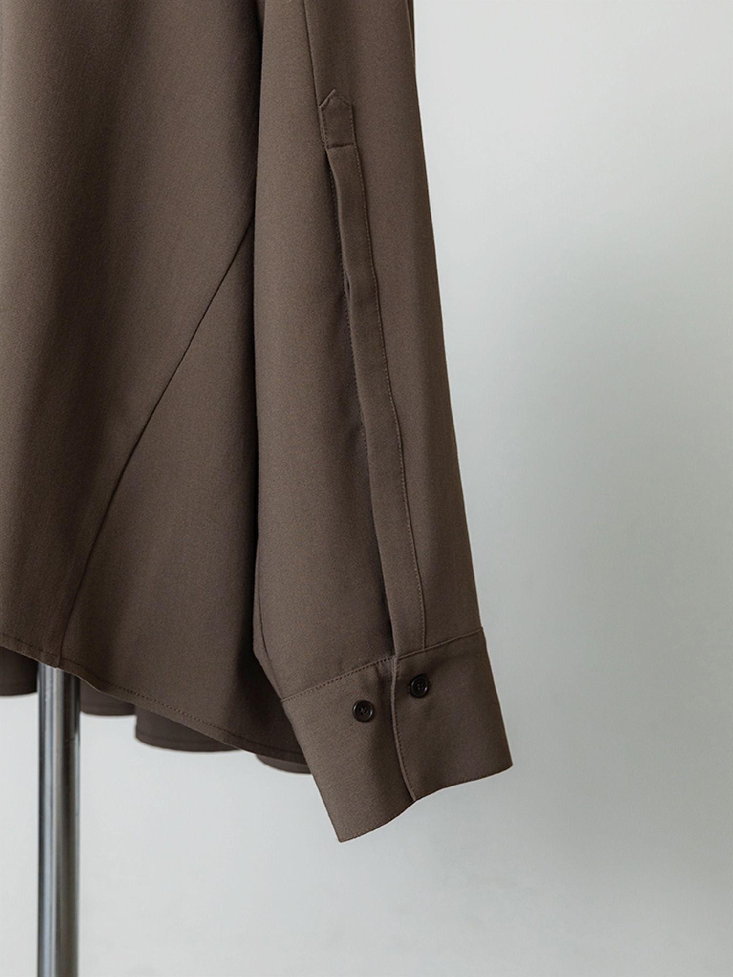 ボタンスリーブギャザーシャツ