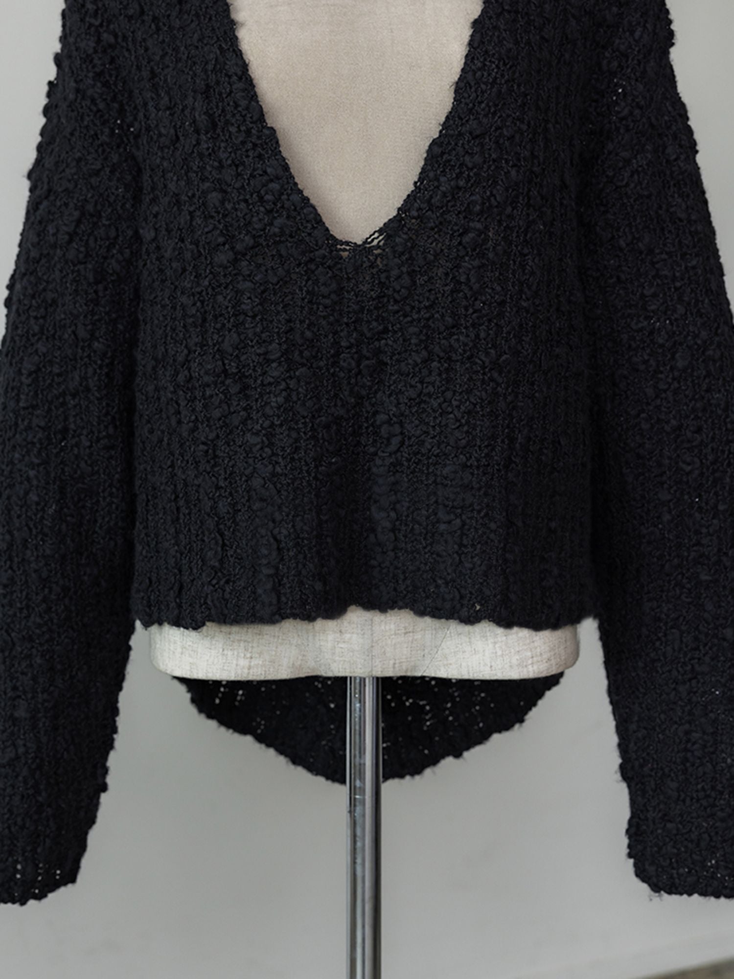 メランジディープVネックニット