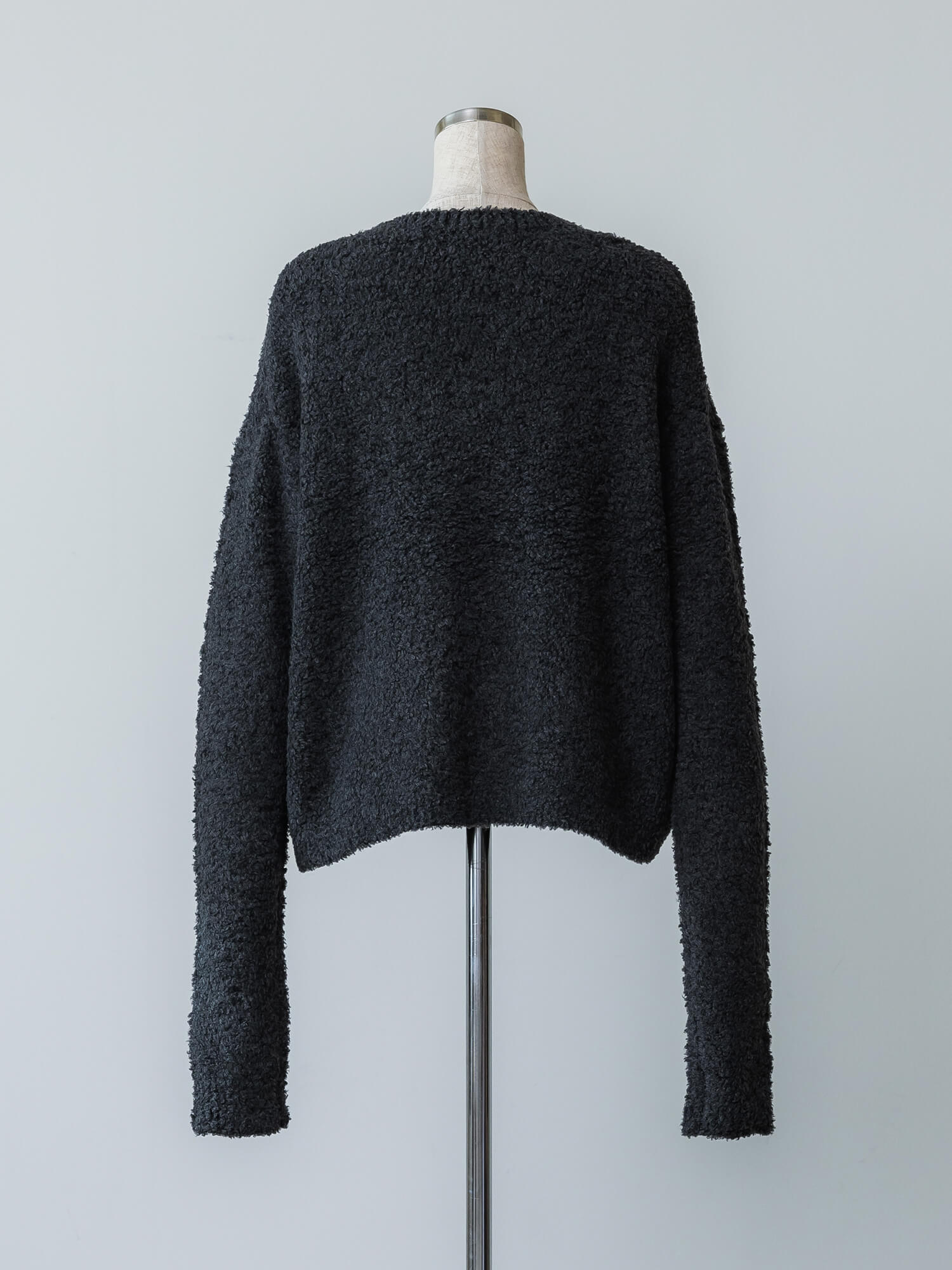 ブークレークルーネックニット