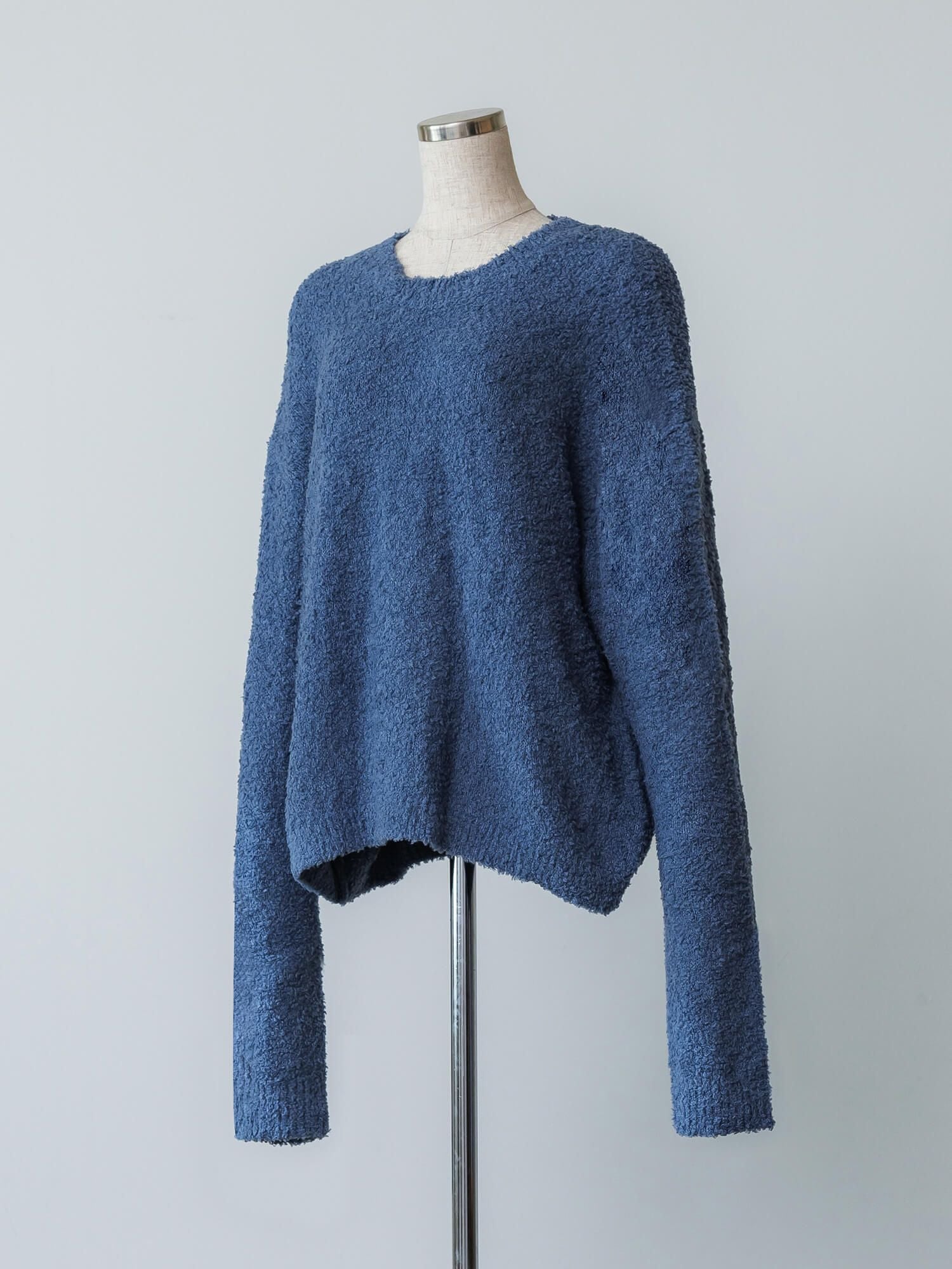 ブークレークルーネックニット