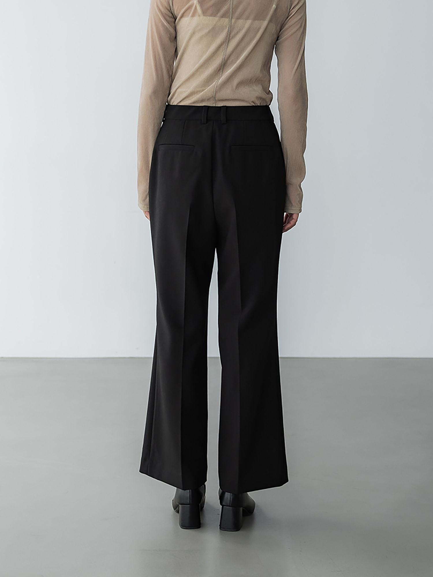 H173 B81 W60 H88 /着用サイズ:サイズ3