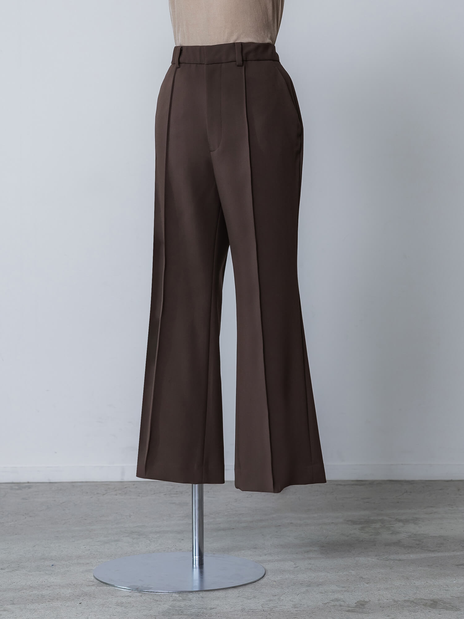 ウォッシャブルフレアパンツ