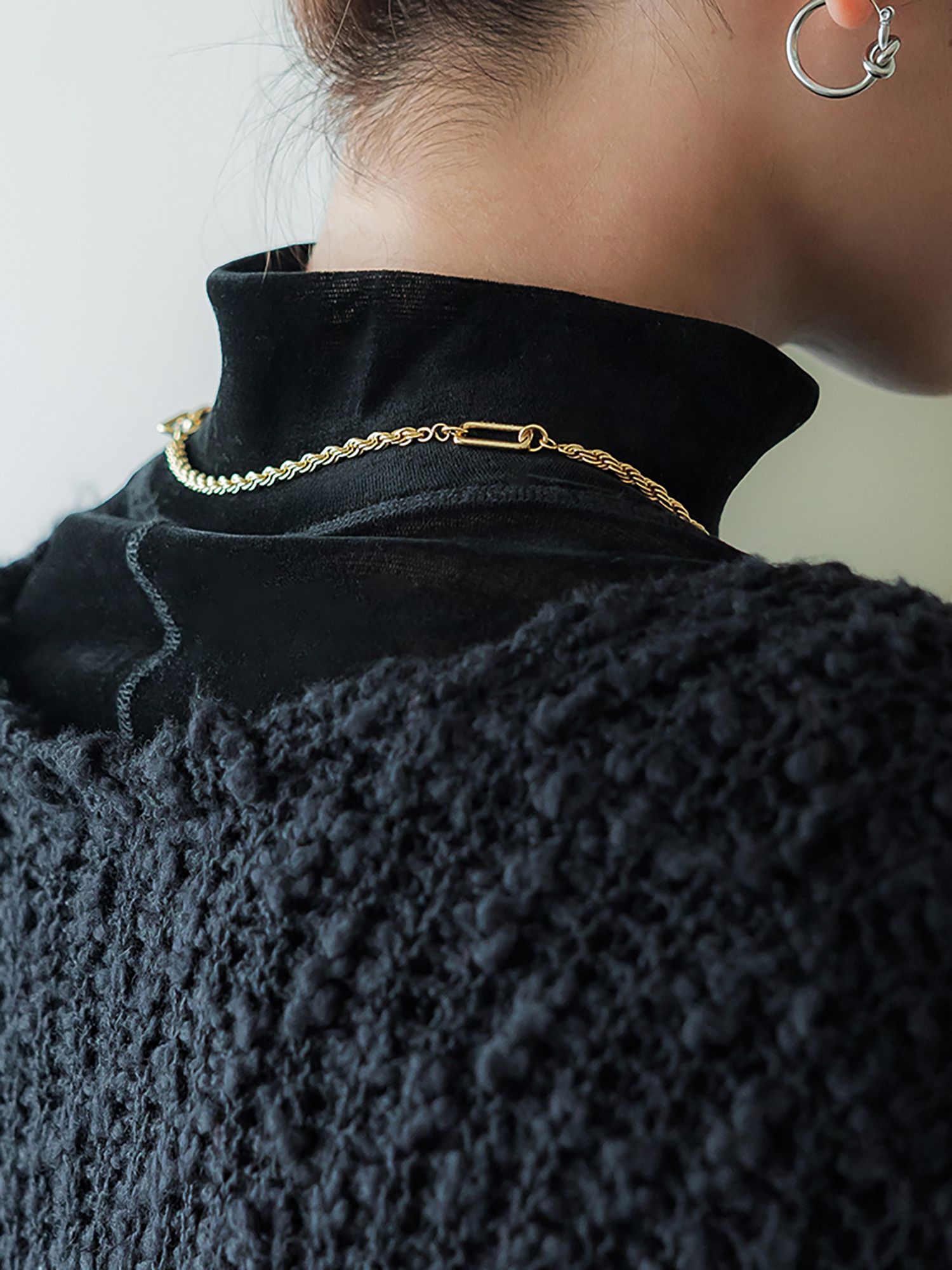 ツイストチェーンネックレス