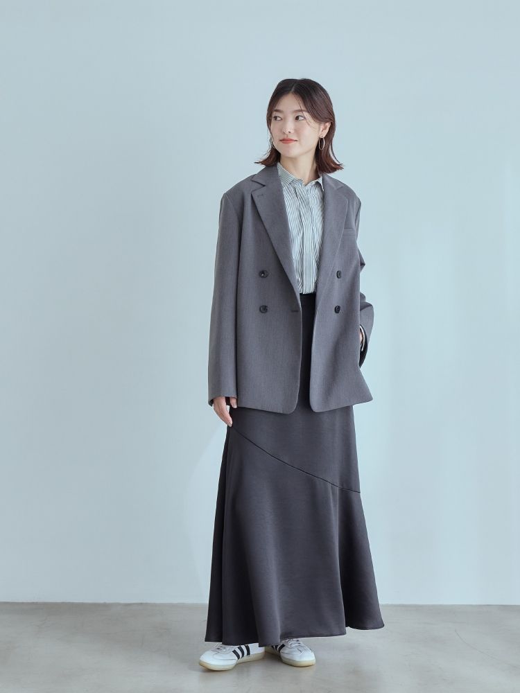 H173 B81 W60 H88 /着用サイズ:モデルサイズ
※モデルサイズ:サイズ1より総丈+12cm