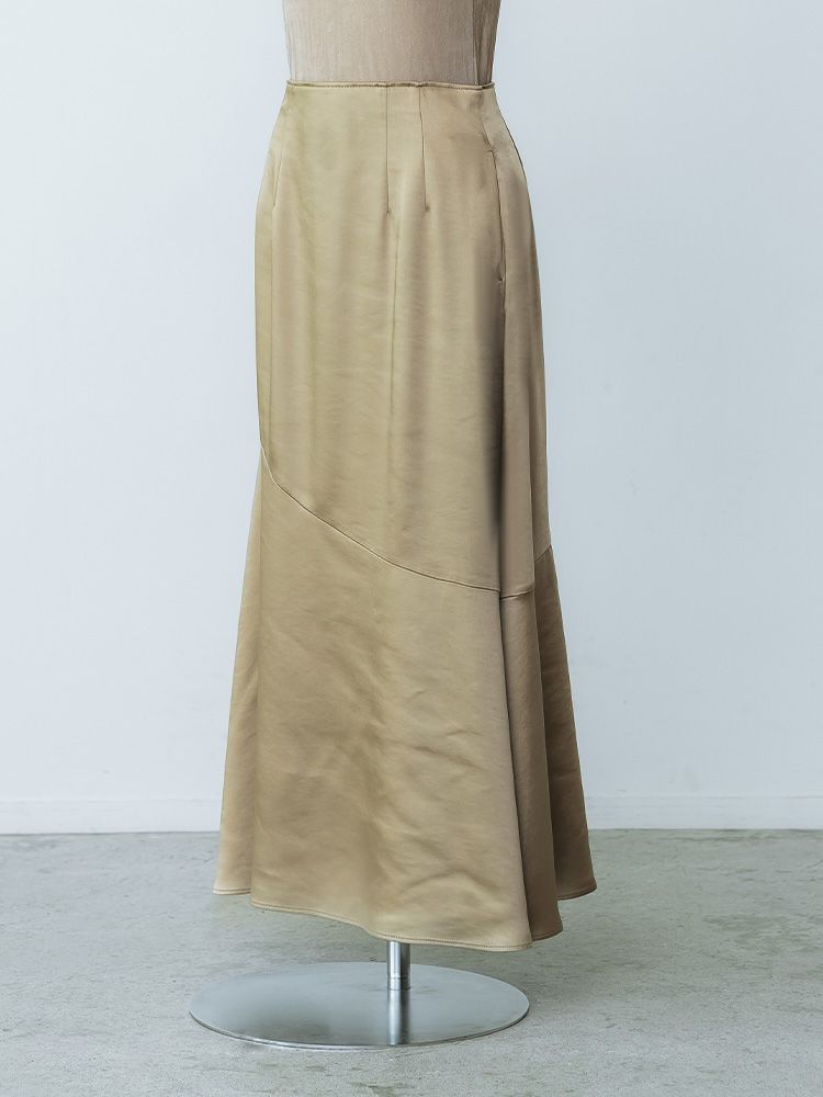 ドレープサテンマキシスカート