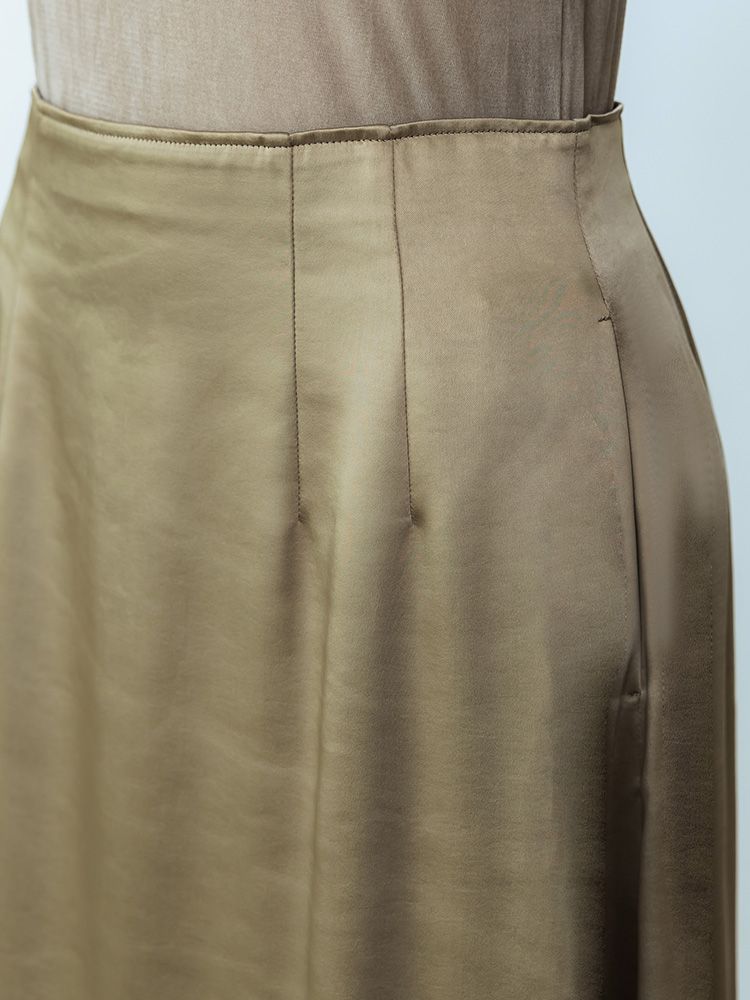 ドレープサテンマキシスカート