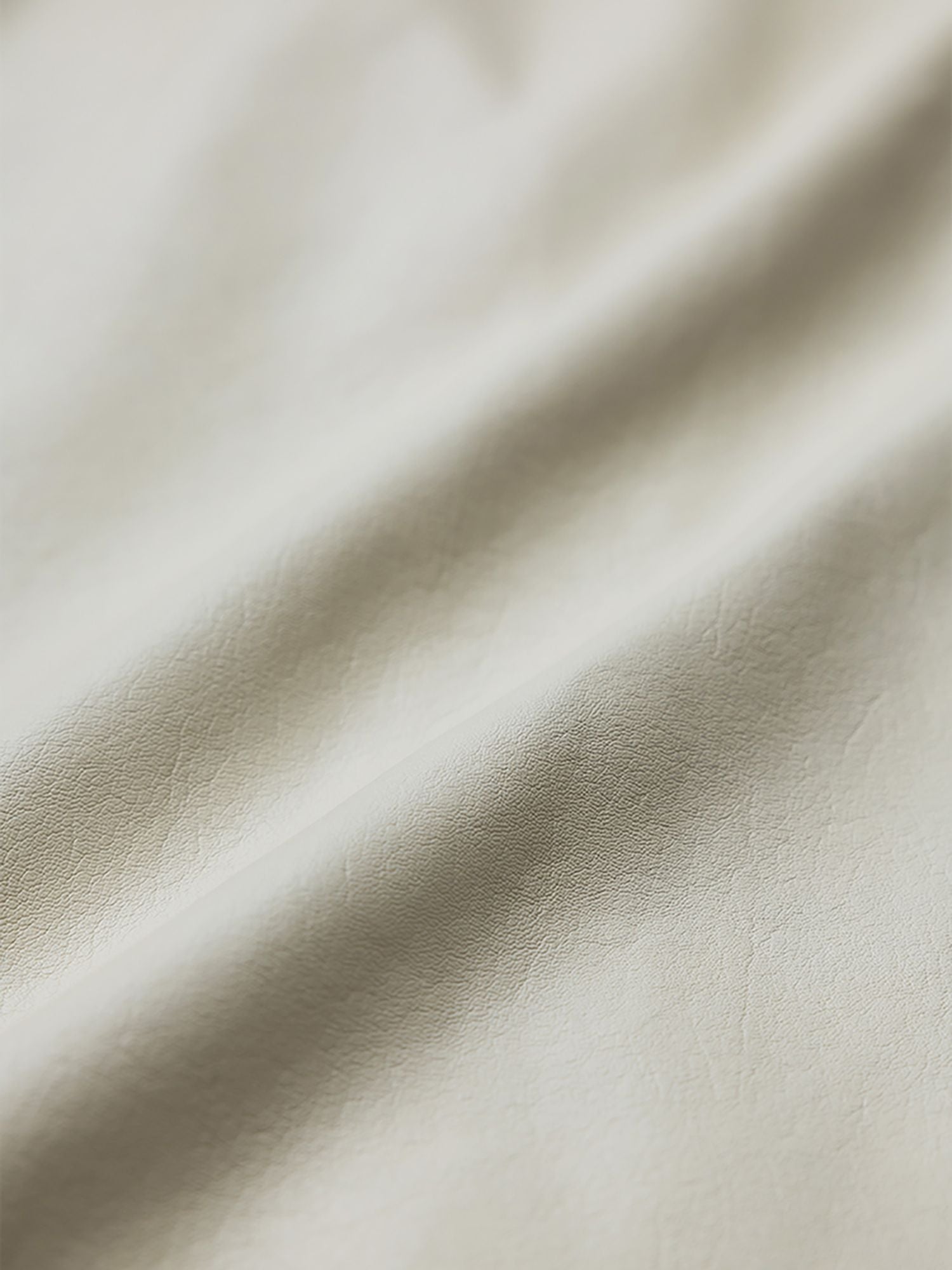 フェイクレザーナロースカート