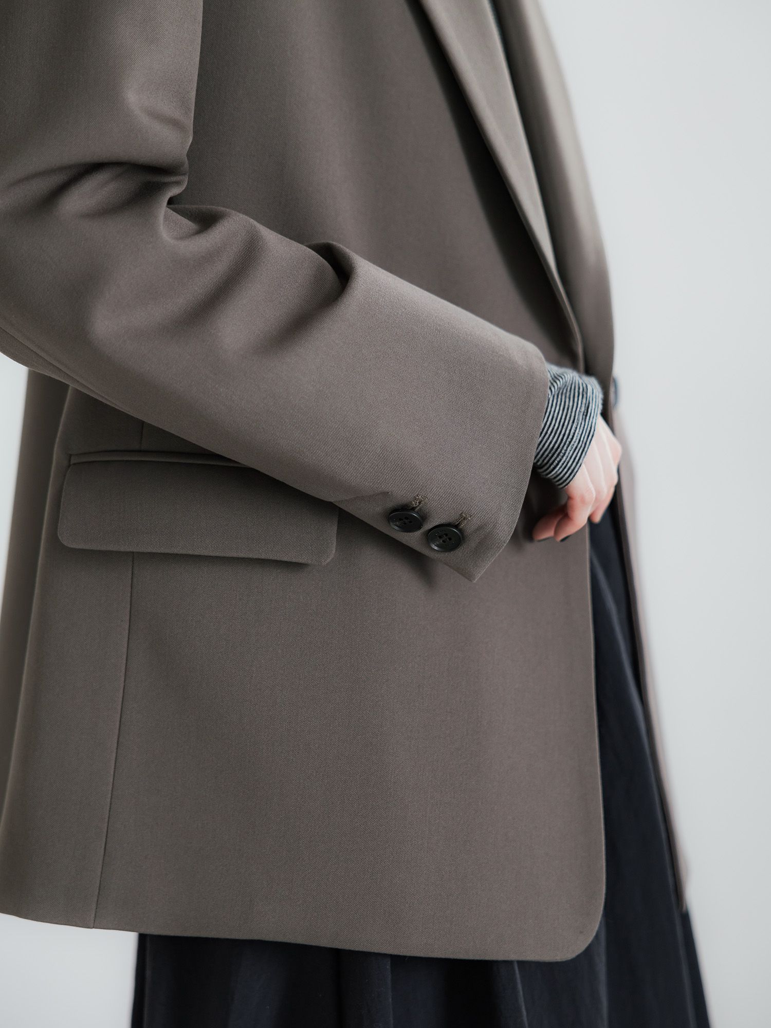 H170 B78 W59 H85 / 着用サイズ : size2