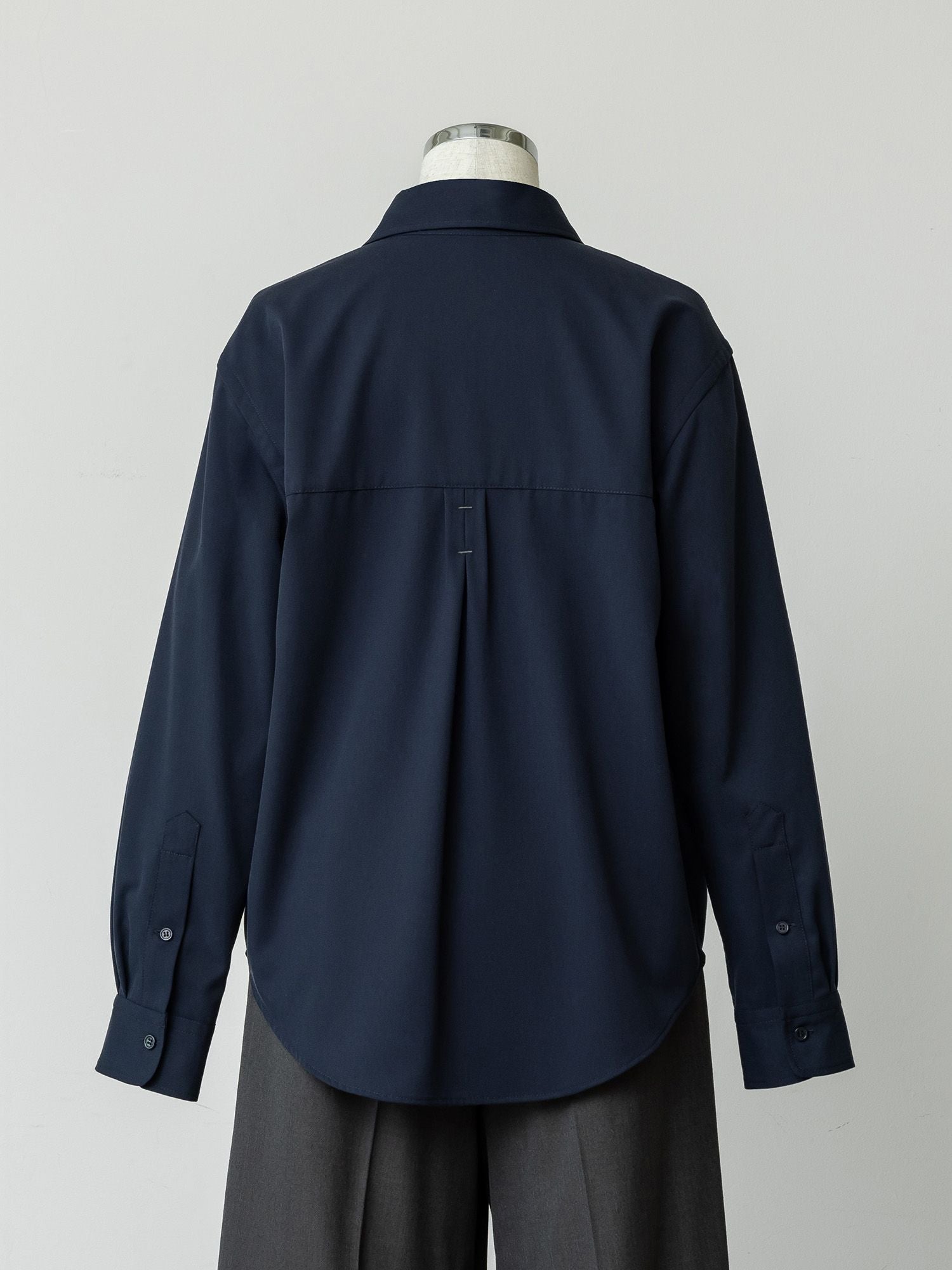 バックステッチレギュラーシャツ