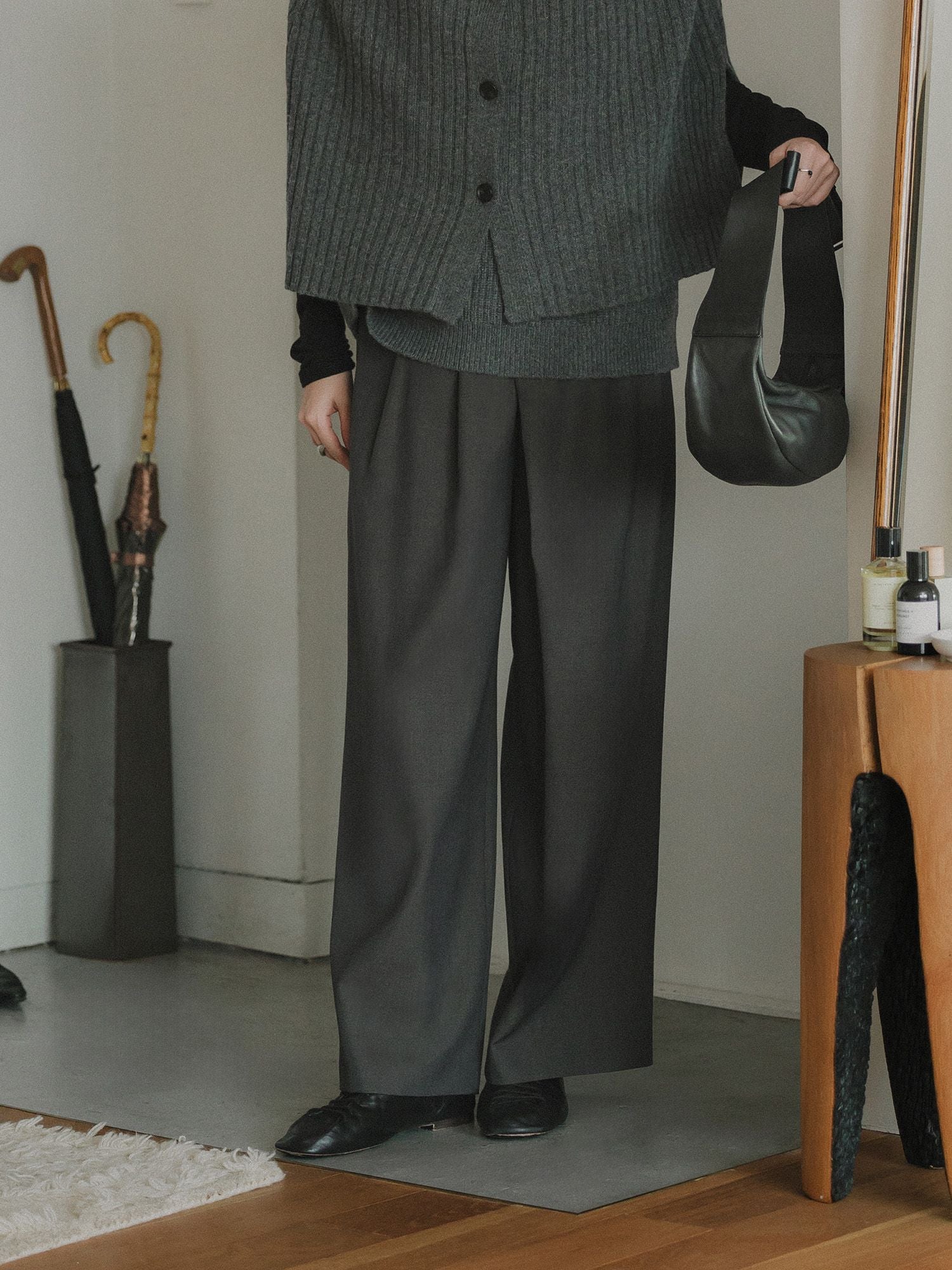 H171 B80 W60 H85 / 着用サイズ : サンプル