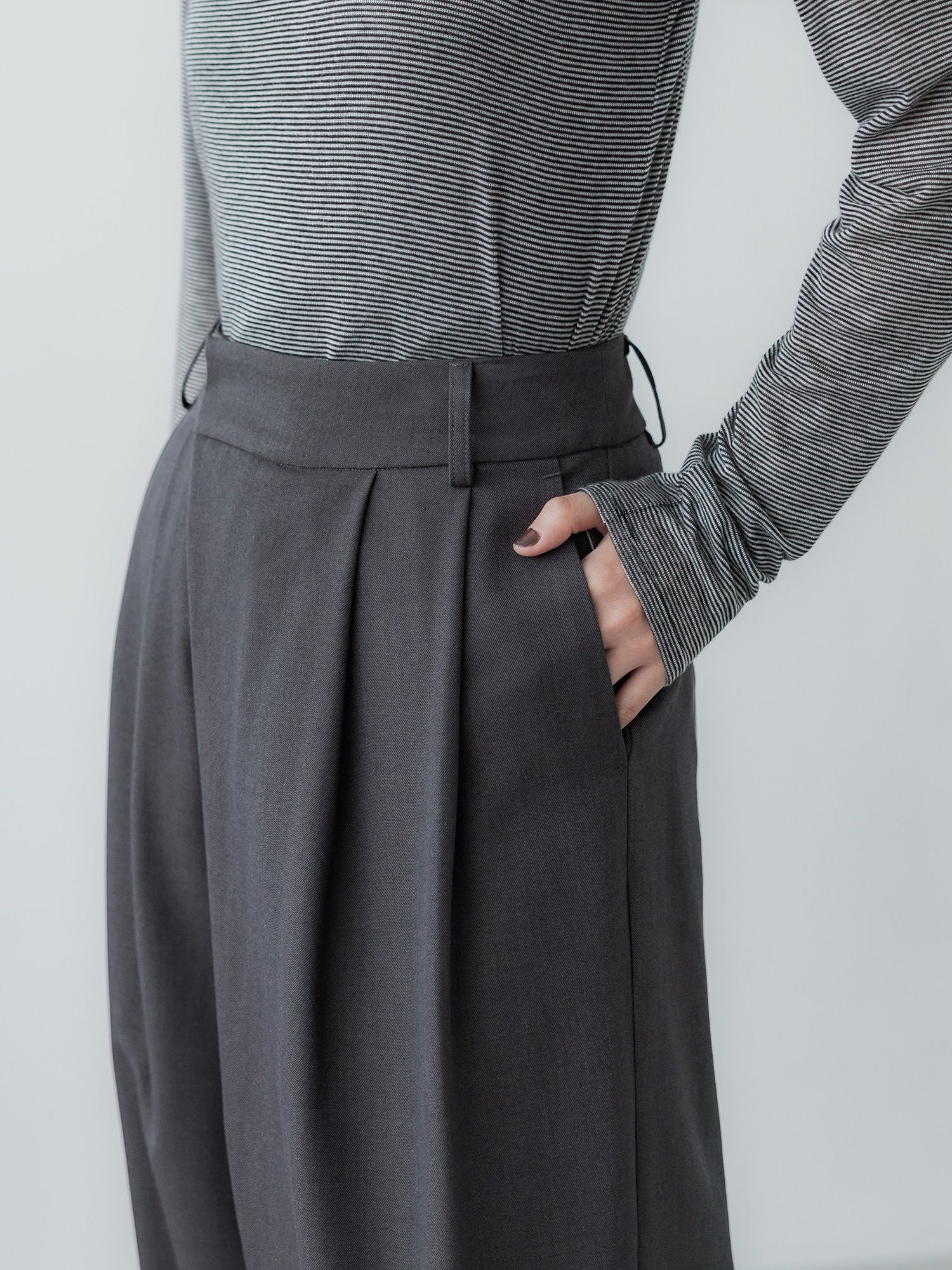 H170 B78 W59 H85 / 着用サイズ : サンプル