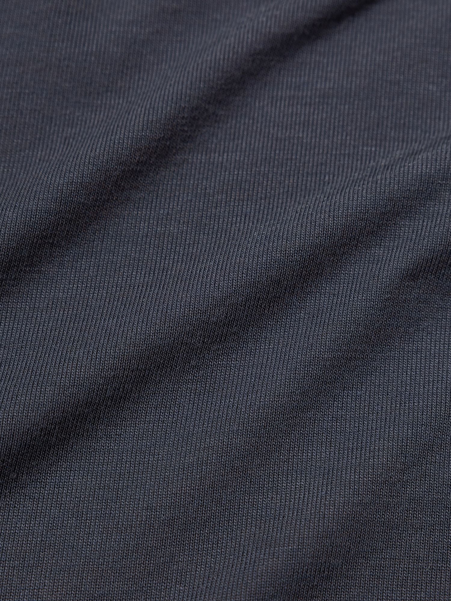 シルクブレンドハイネックトップス