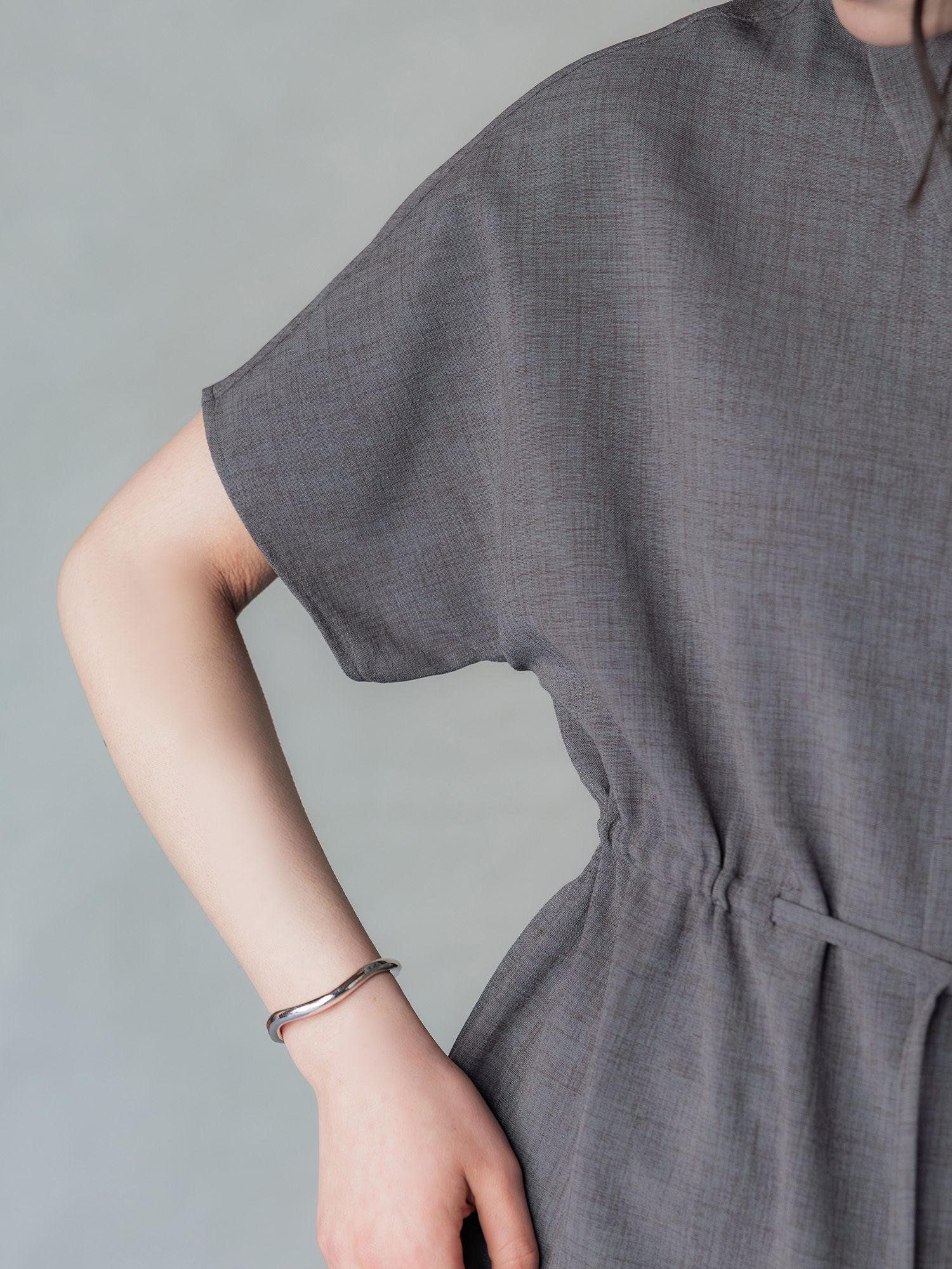 H173 B83 W66 H96 / 着用サイズ : size2