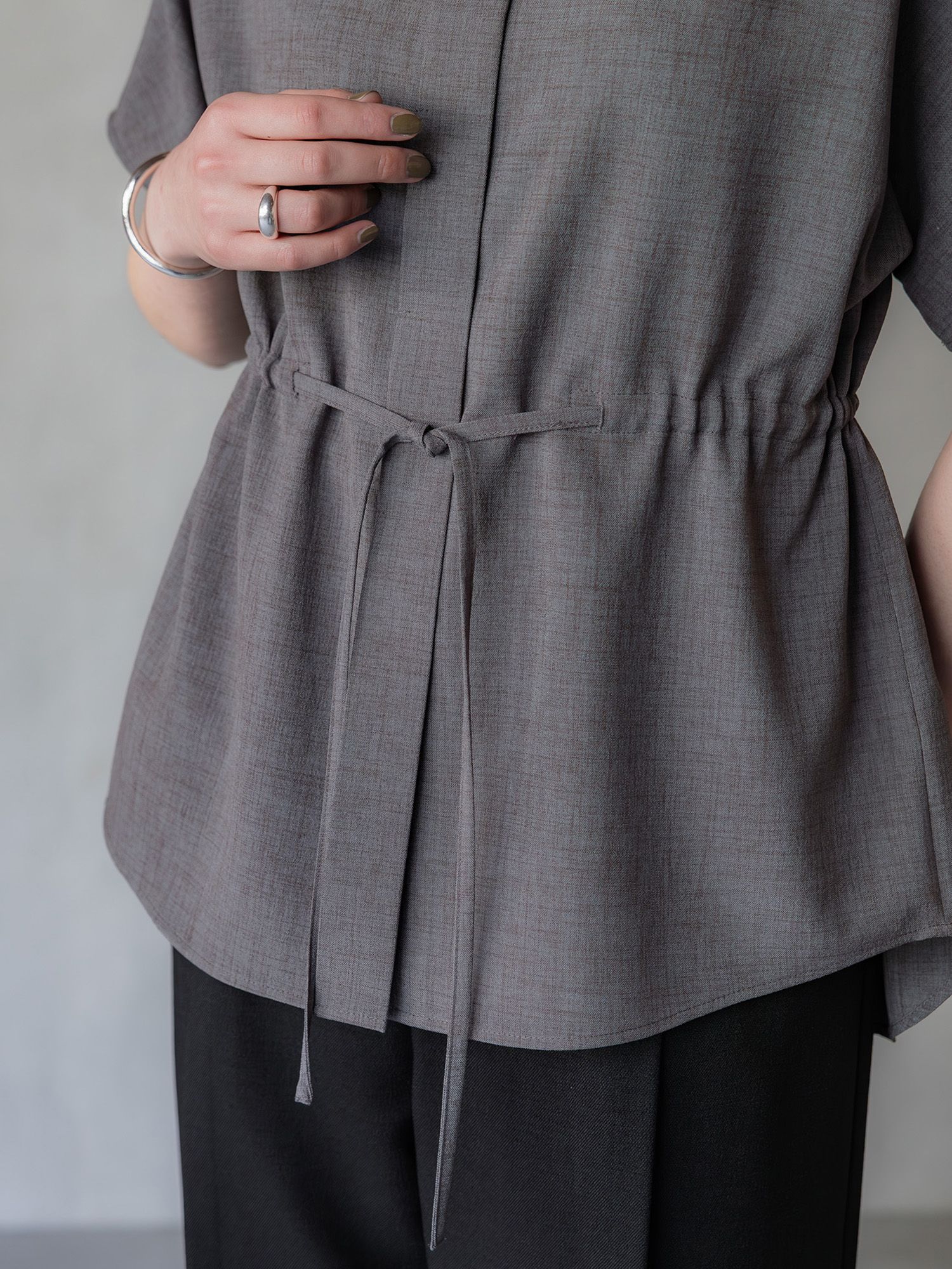 H173 B83 W66 H96 / 着用サイズ : size2