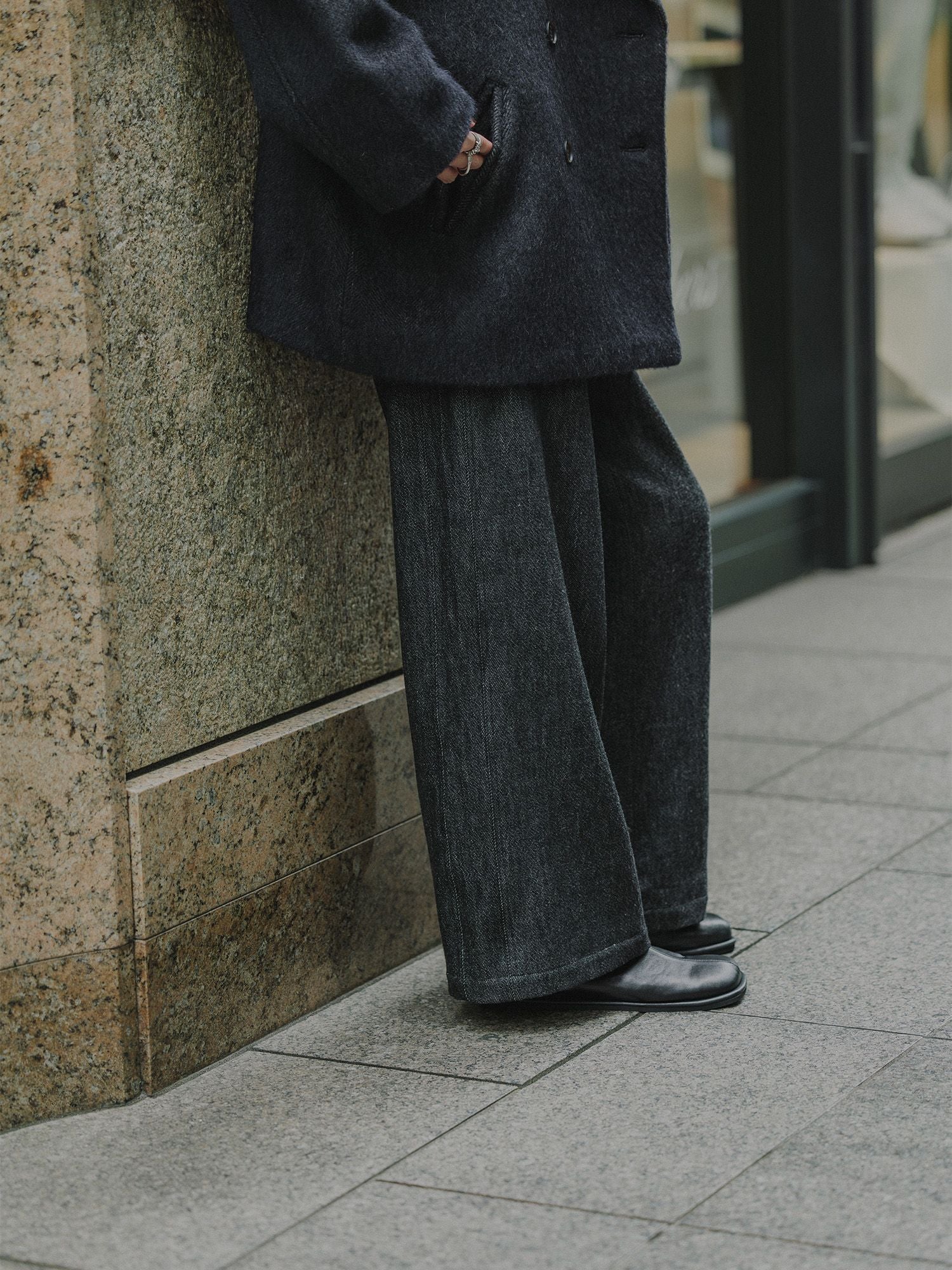 H171 B80 W60 H85 / 着用サイズ : サンプル