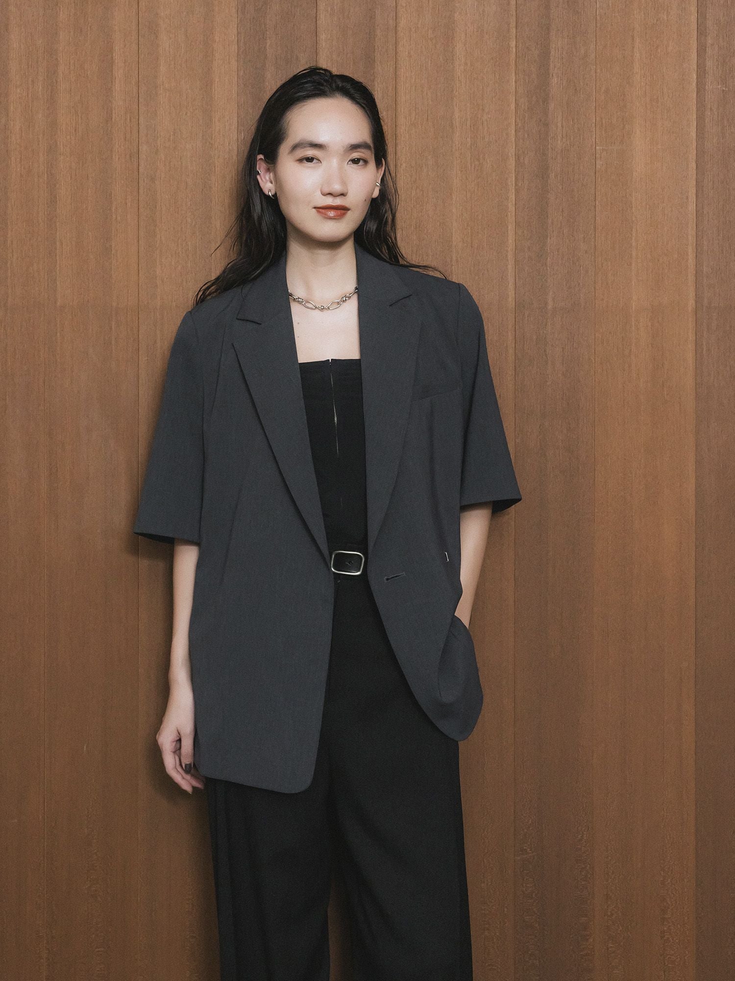 ボタンスタッズレザーベルト