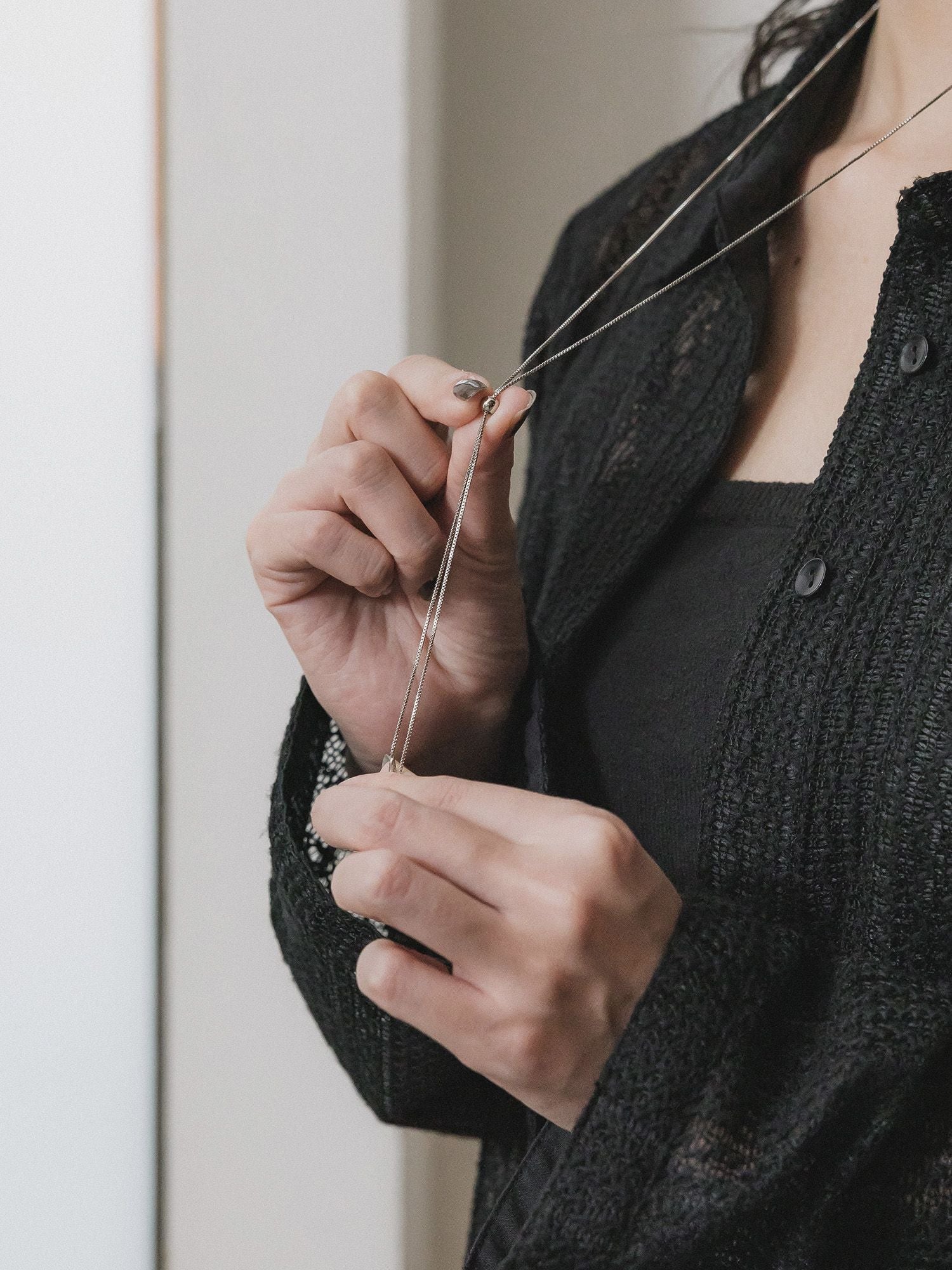 マルチウェイドロップネックレス