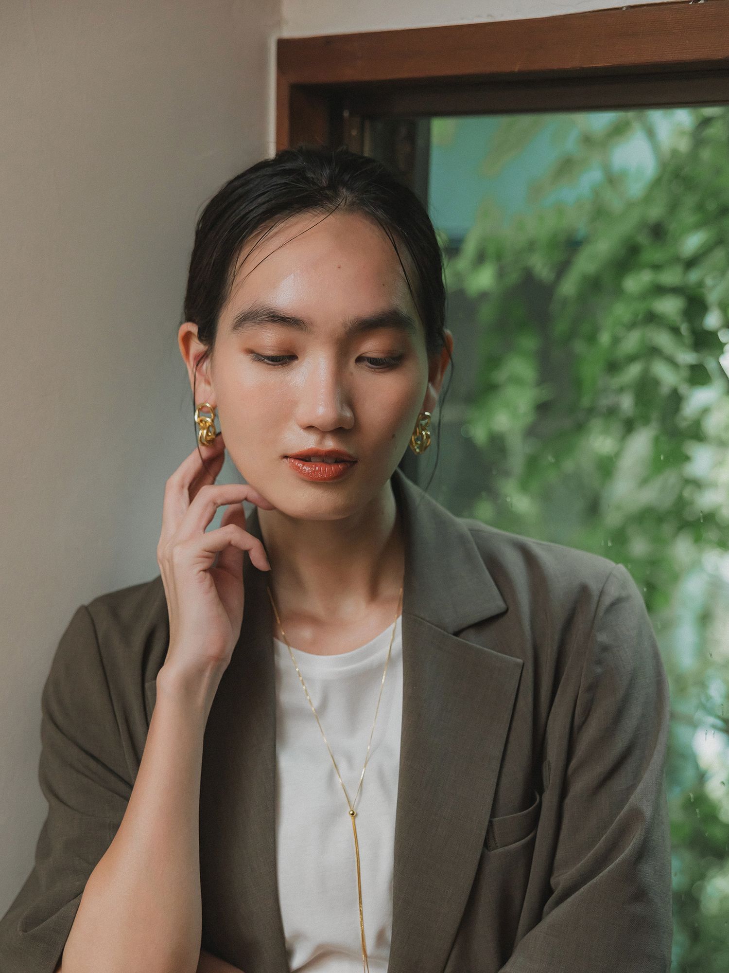 ツイストカーブチェーンピアス