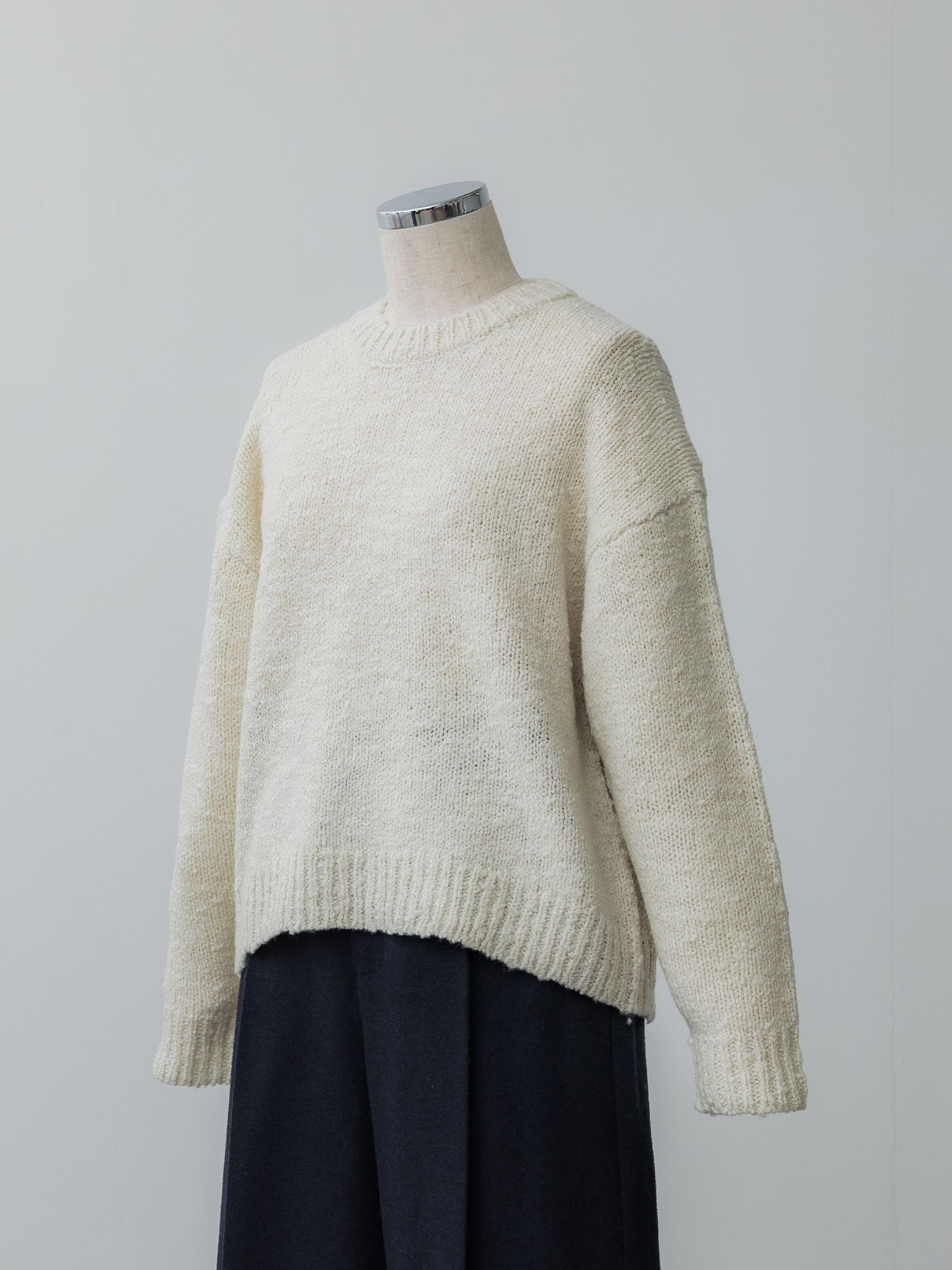 ミックスヤーンクルーネックニット