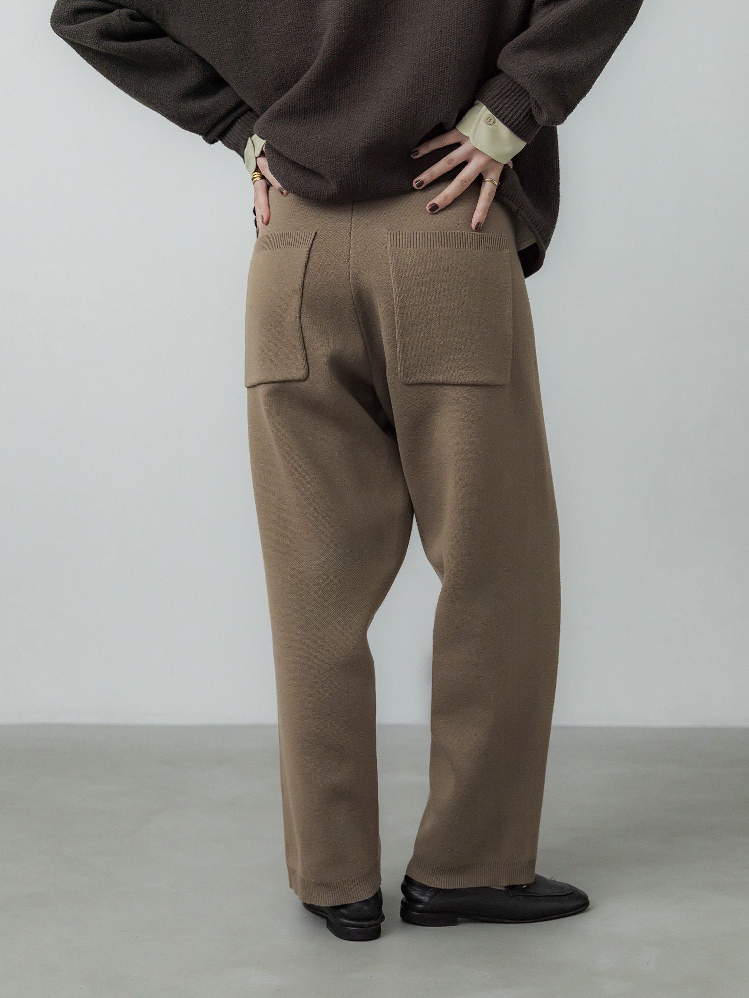 H170 B78 W59 H85 / 着用サイズ : サンプル