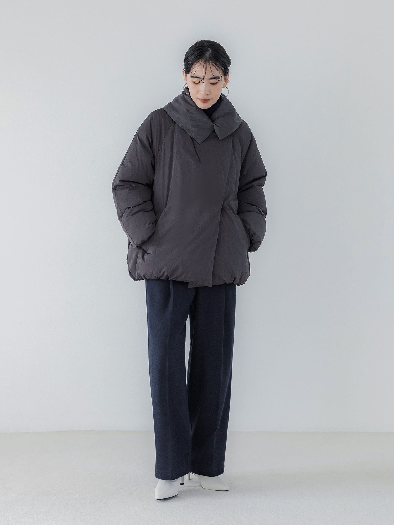 H170 B78 W59 H85 / 着用サイズ : サンプル