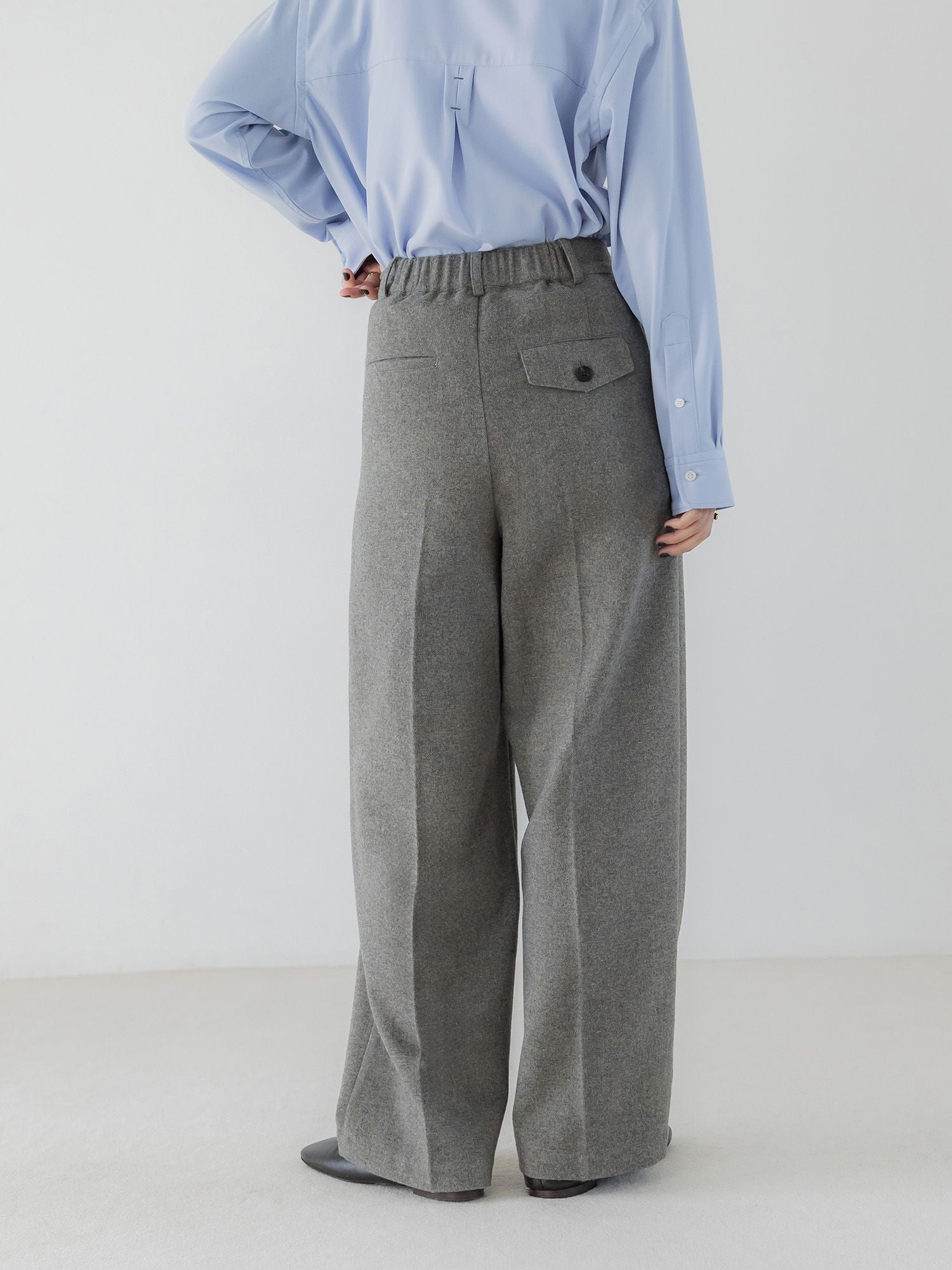 H170 B78 W59 H85 / 着用サイズ : サンプル