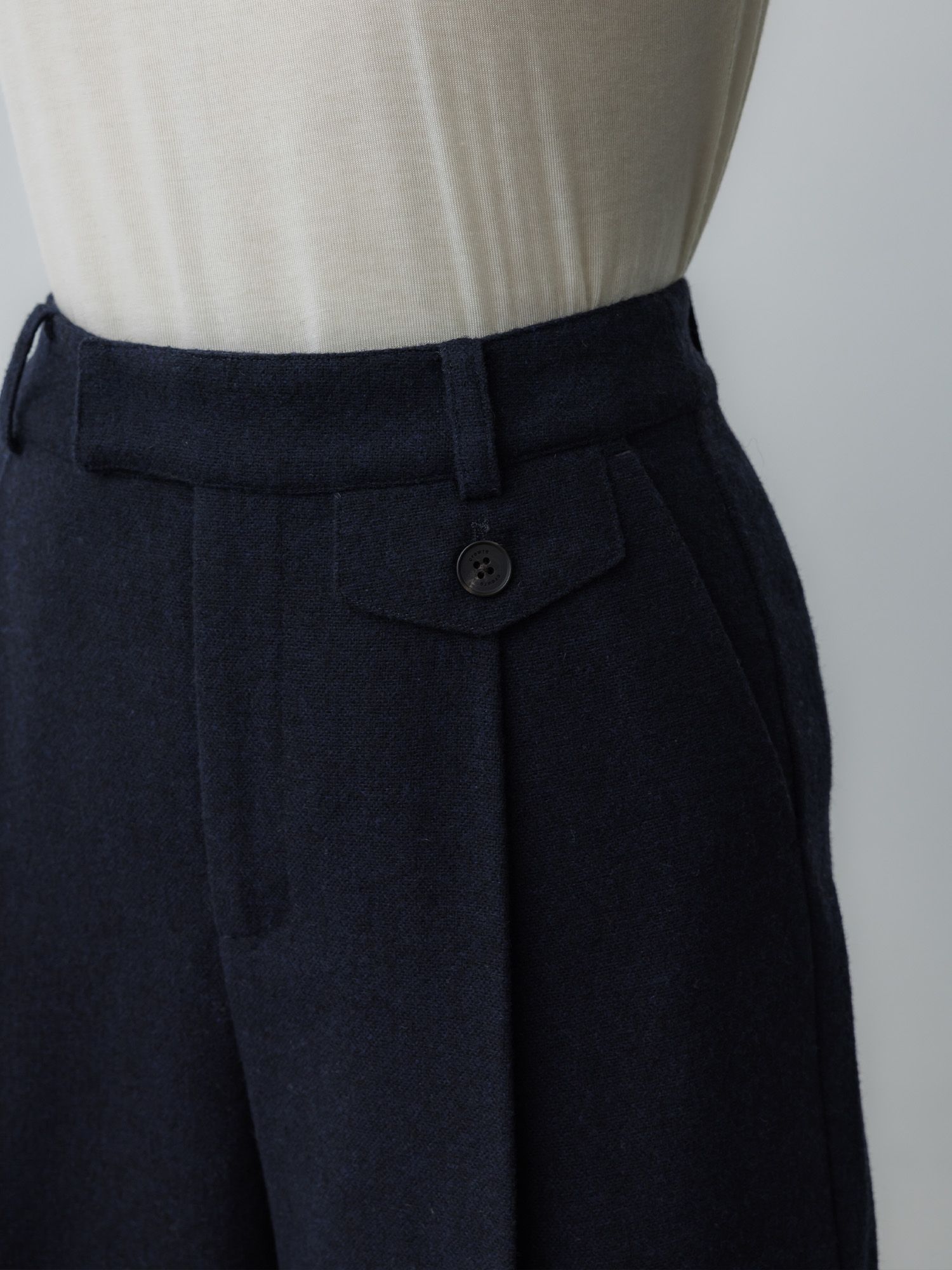 ウールミックスツィードスラックス